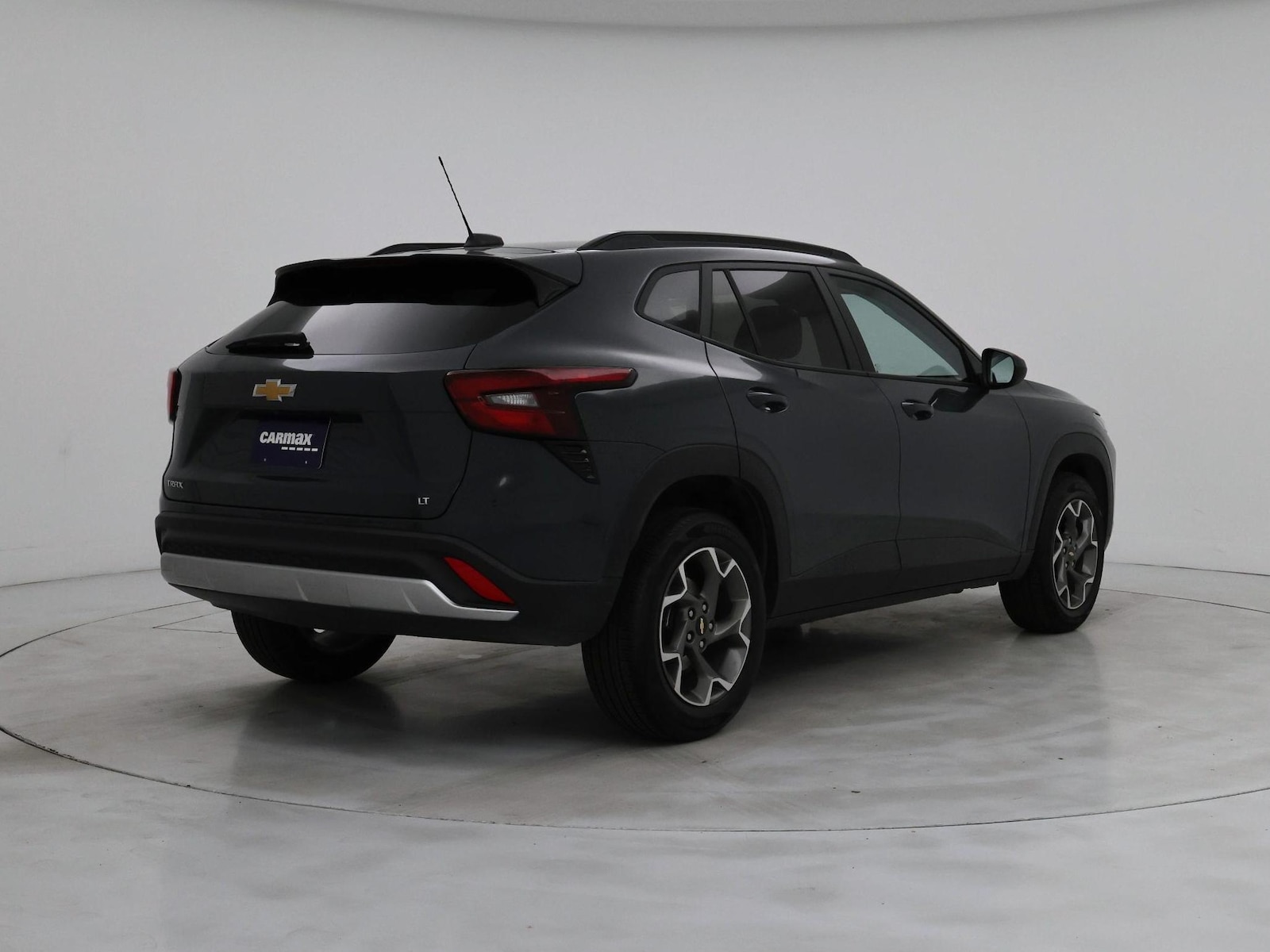 2025 Chevrolet Trax LT - Photo 9