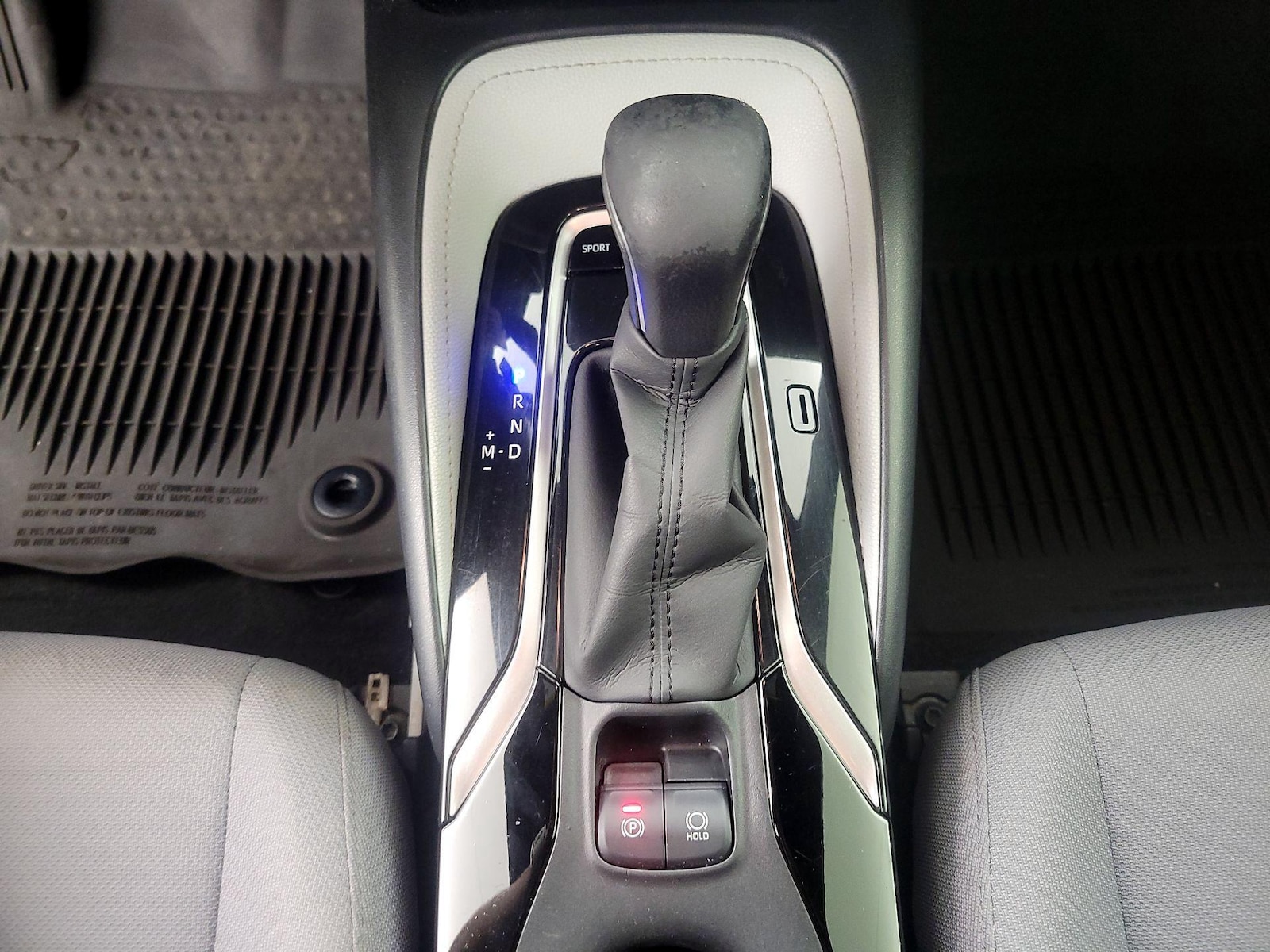 2020 Toyota Corolla SE - Photo 18