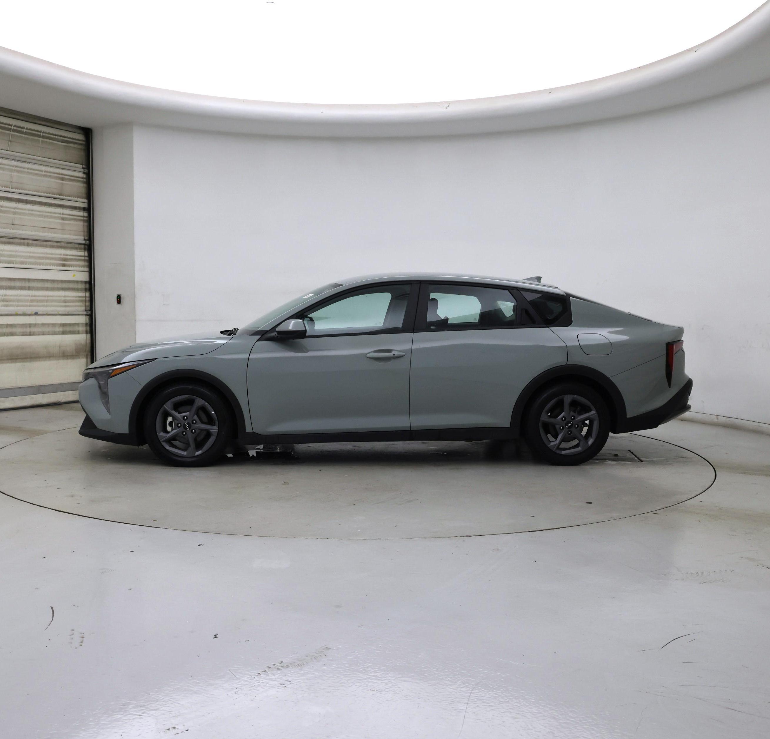 Thumbnail: 2025 Kia K4 - 3