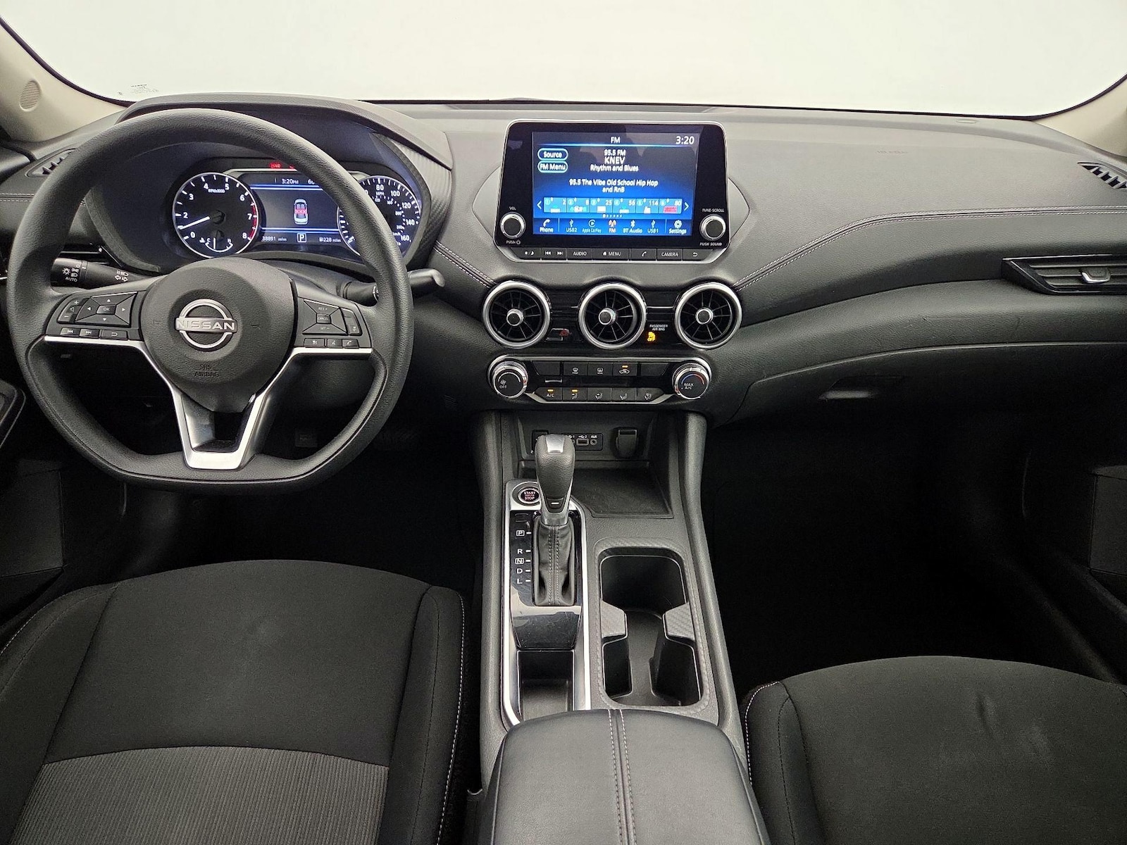 2025 Nissan Sentra SV - Photo 10