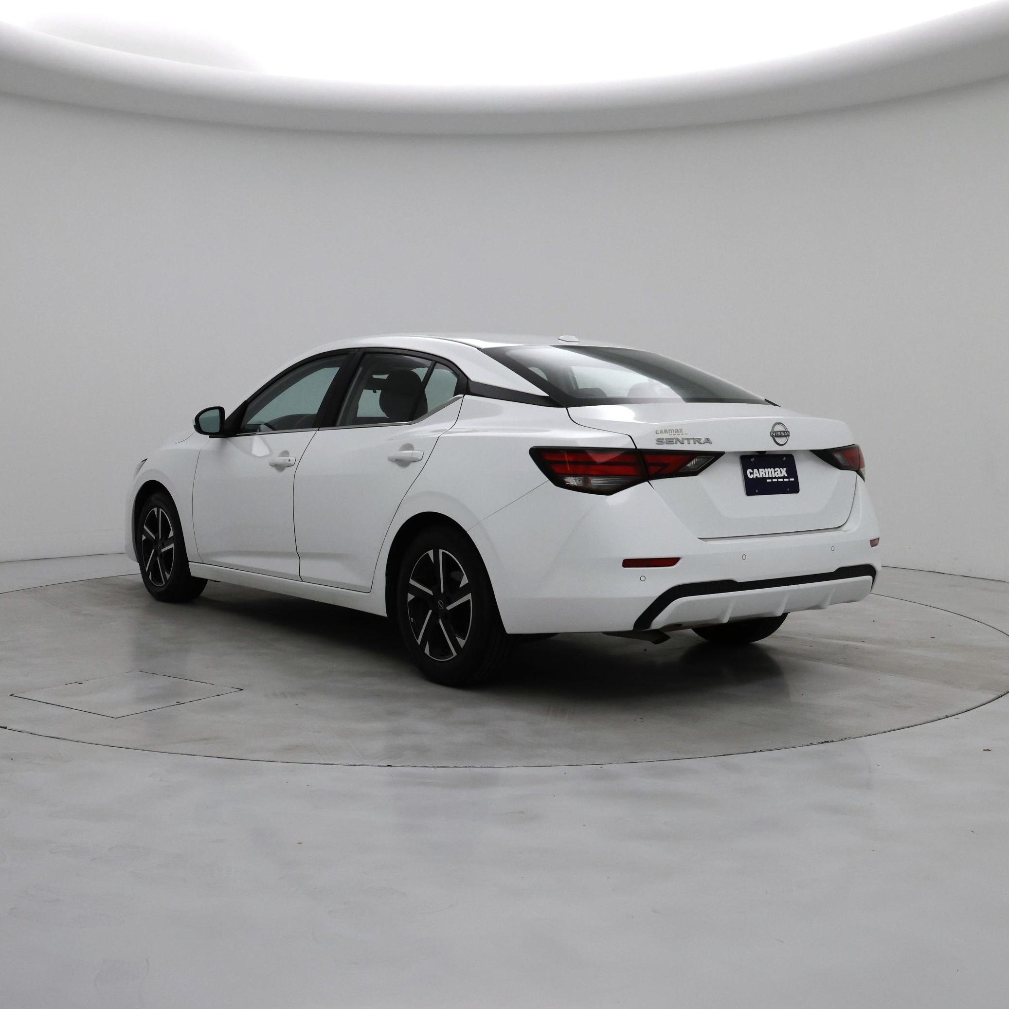 Thumbnail: 2025 Nissan Sentra - 2