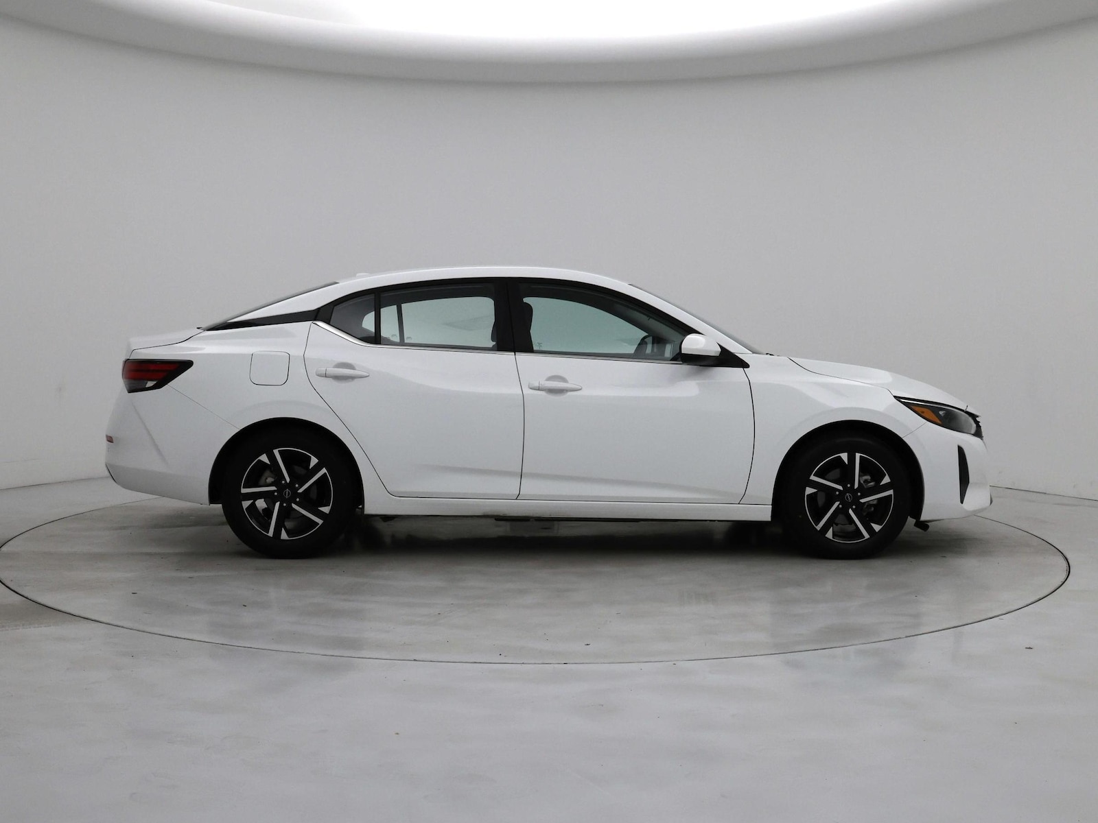 2025 Nissan Sentra SV - Photo 8