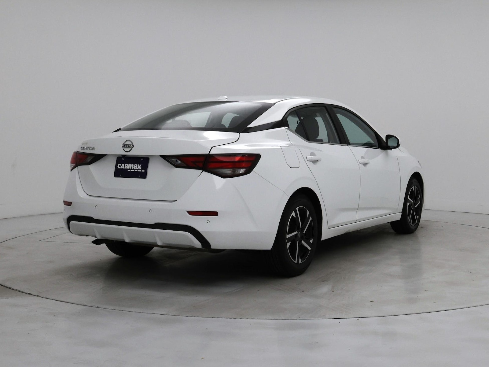 2025 Nissan Sentra SV - Photo 9