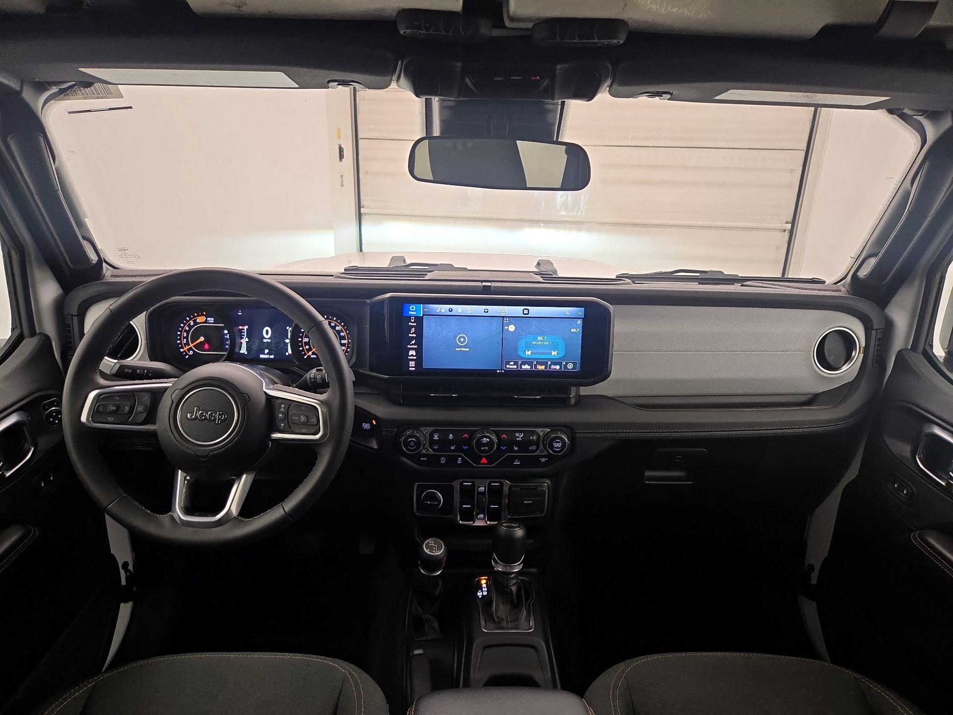 Thumbnail: 2025 Jeep Wrangler - 9
