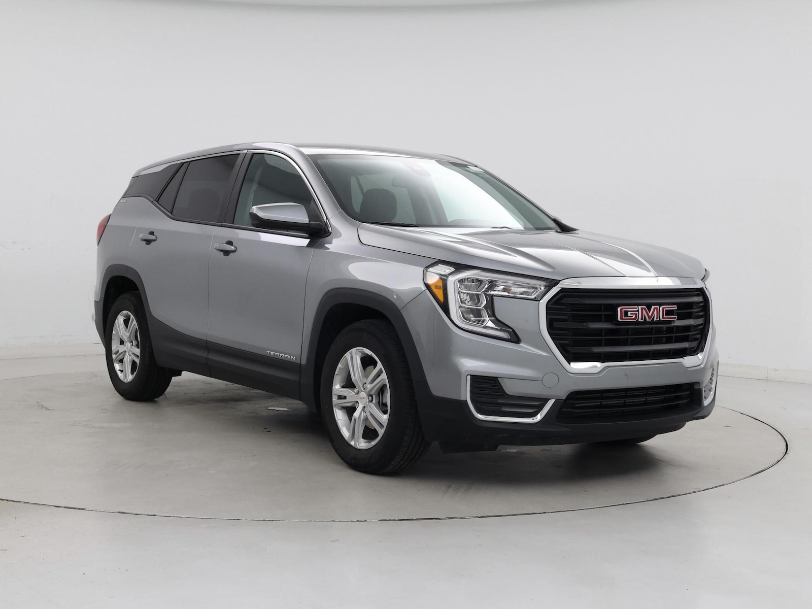 2024 GMC Terrain SLE - Photo 2