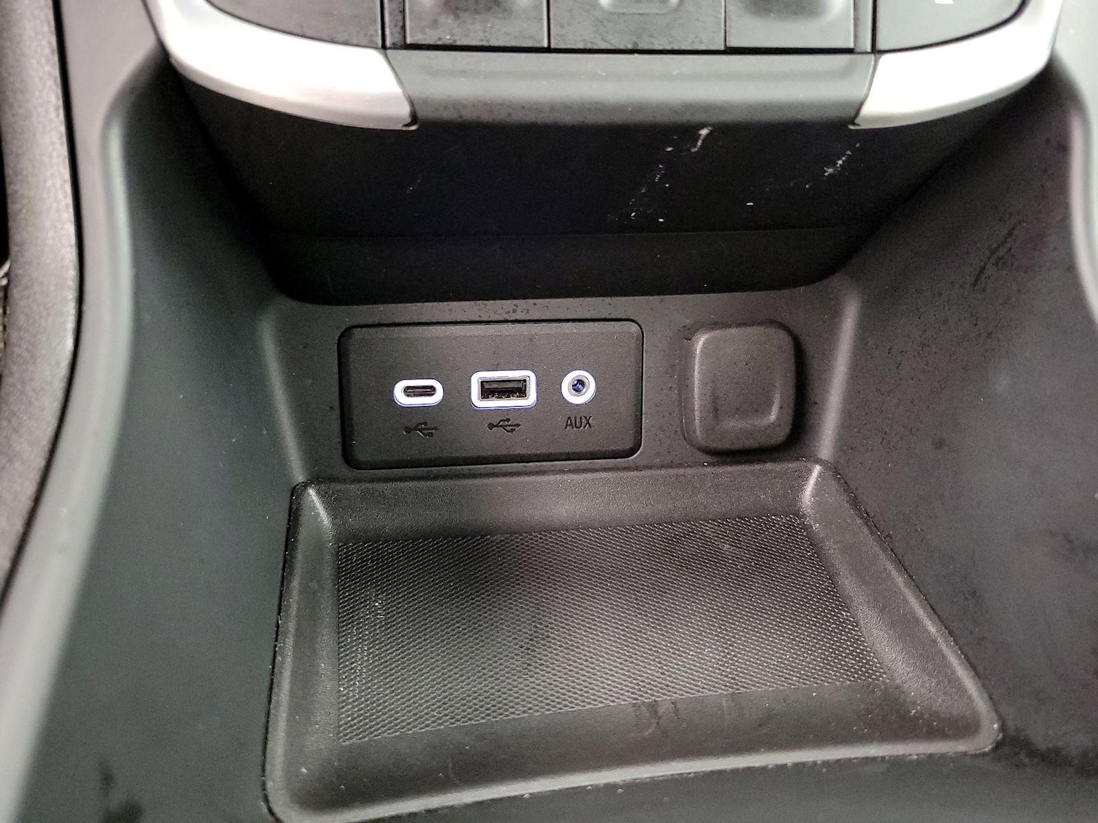 2024 GMC Terrain SLE - Photo 19