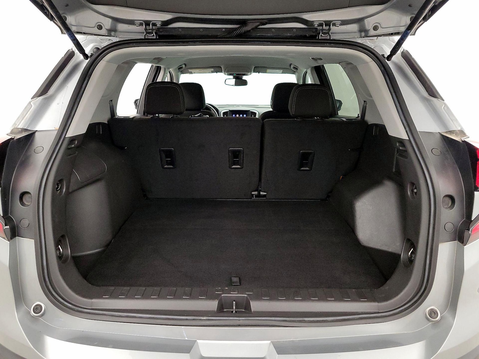 2024 GMC Terrain SLE - Photo 21