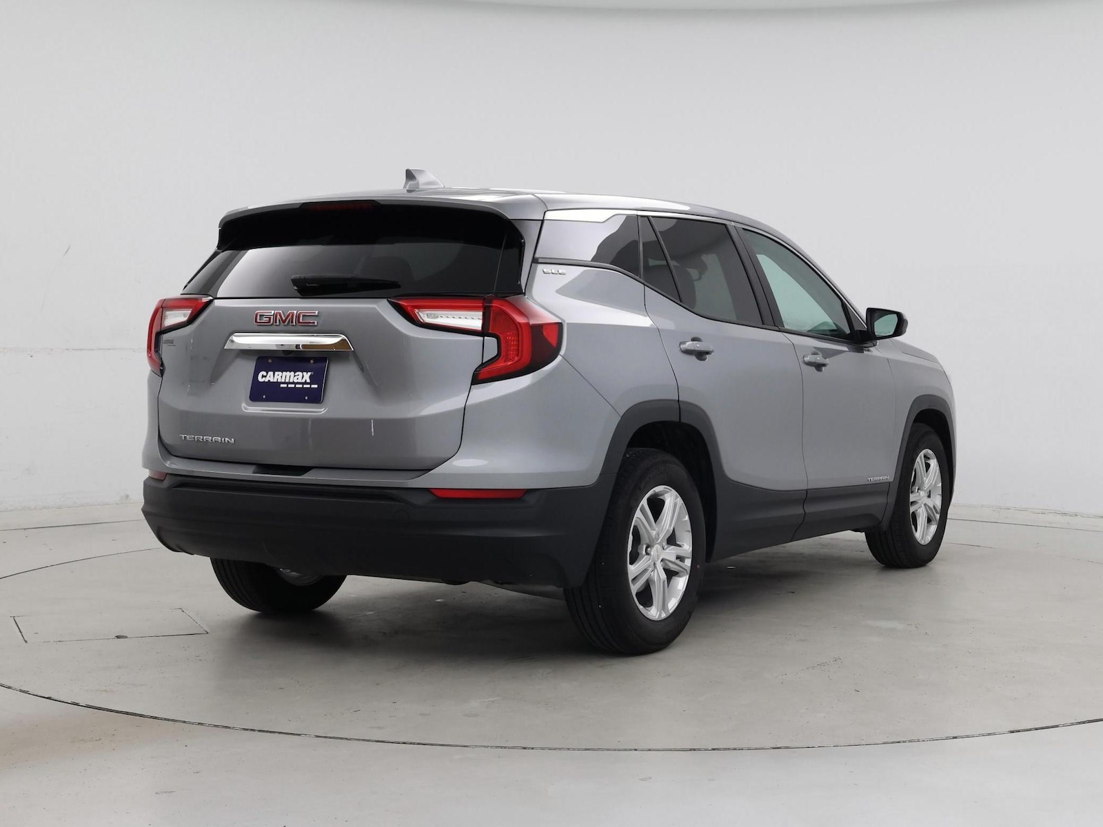 2024 GMC Terrain SLE - Photo 9