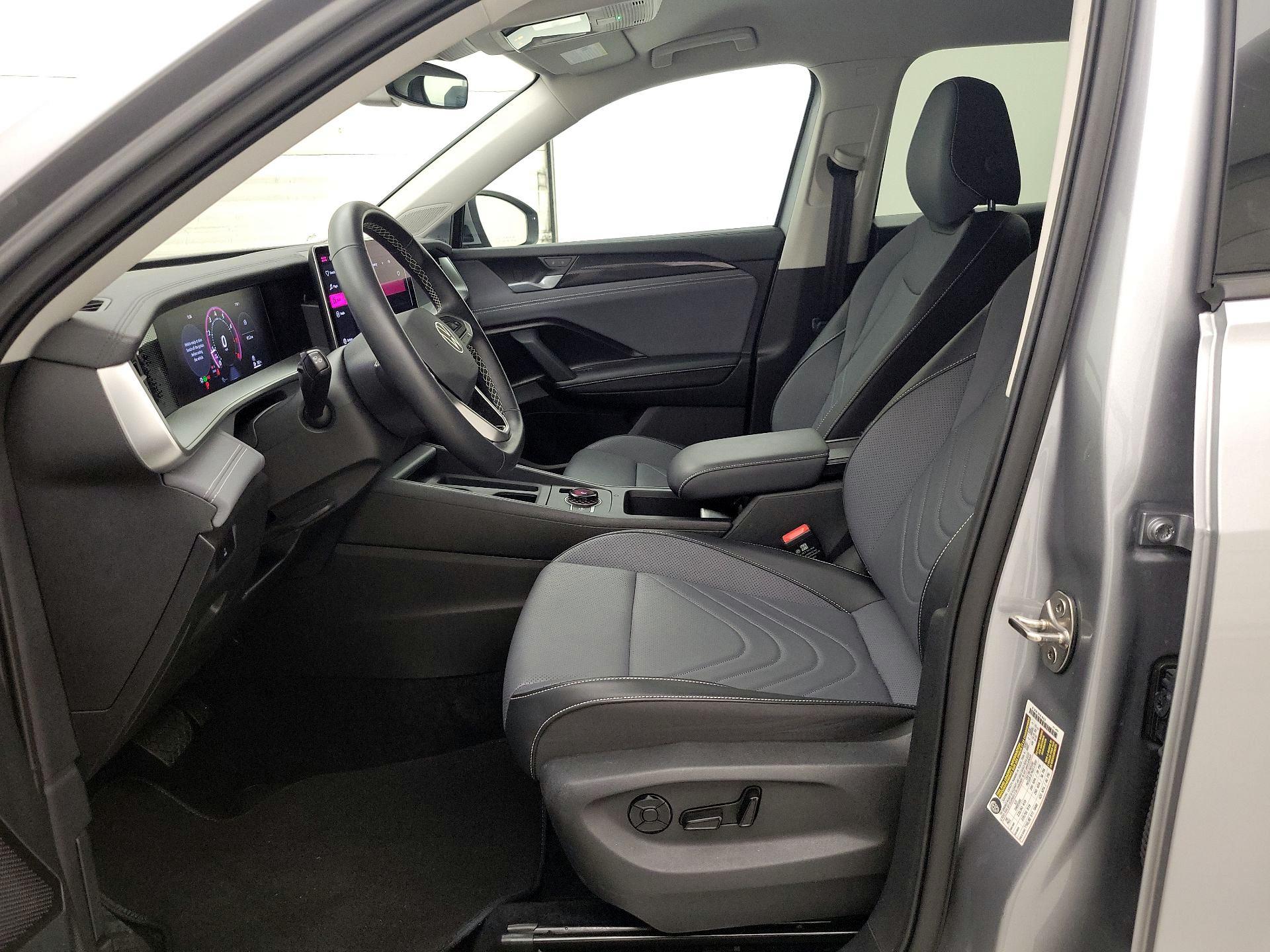 Thumbnail: 2026 Volkswagen Tiguan - 11