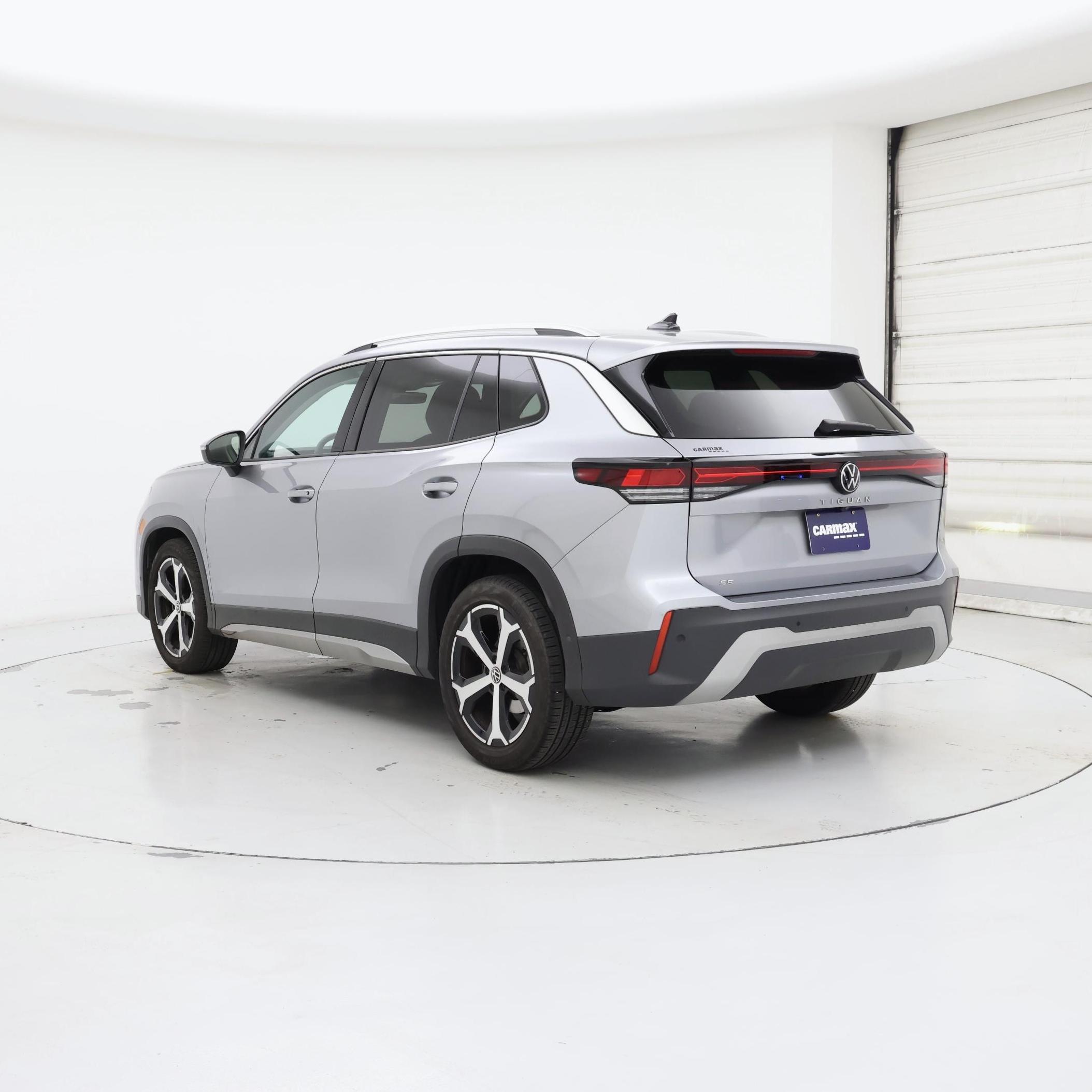 Thumbnail: 2026 Volkswagen Tiguan - 2