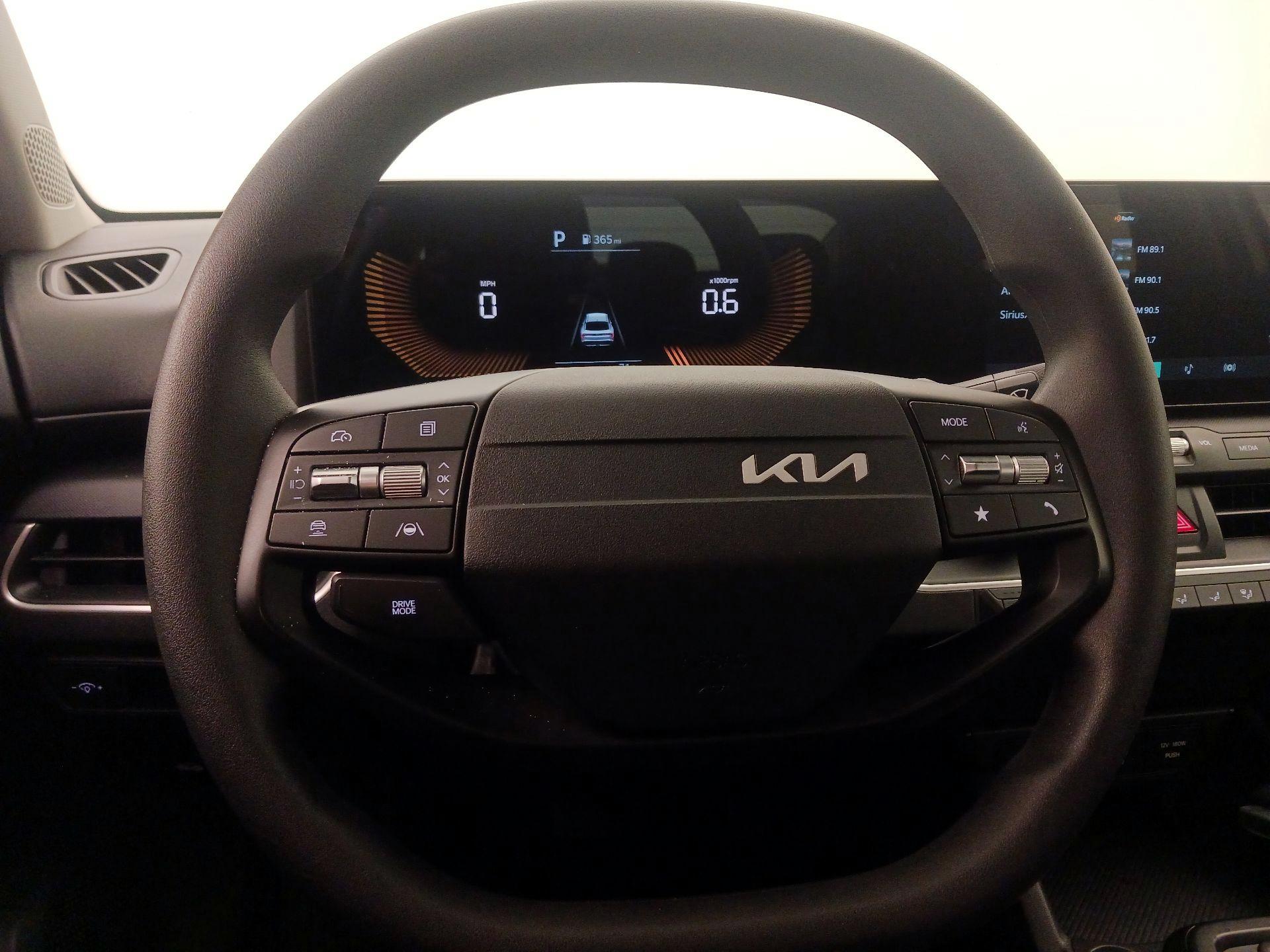 Thumbnail: 2025 Kia K4 - 10