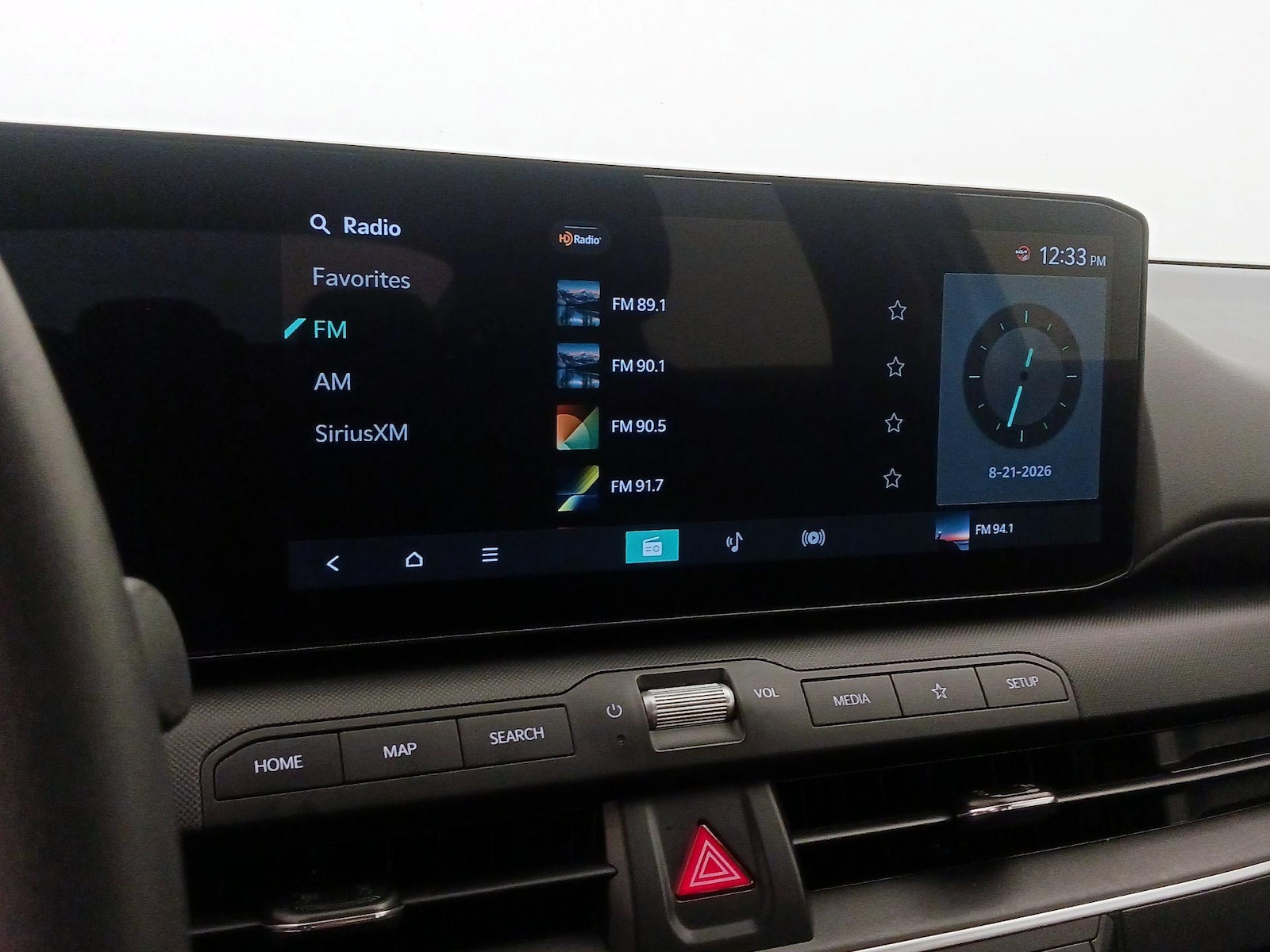 2025 Kia K4 LXS - Photo 16