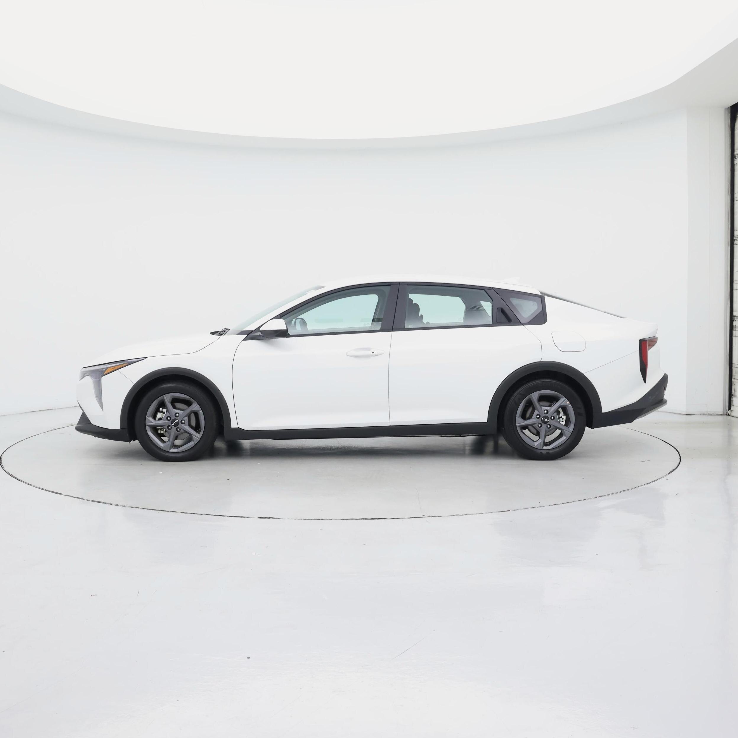 Thumbnail: 2025 Kia K4 - 3