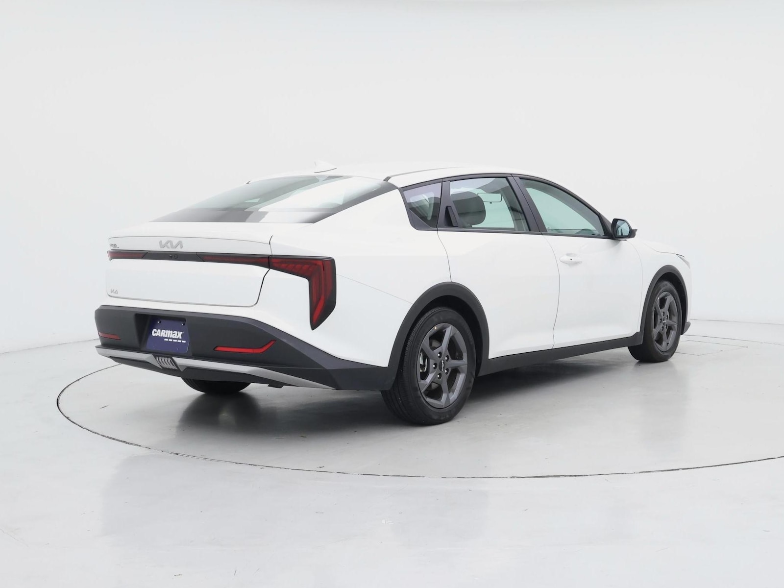 2025 Kia K4 LXS - Photo 9