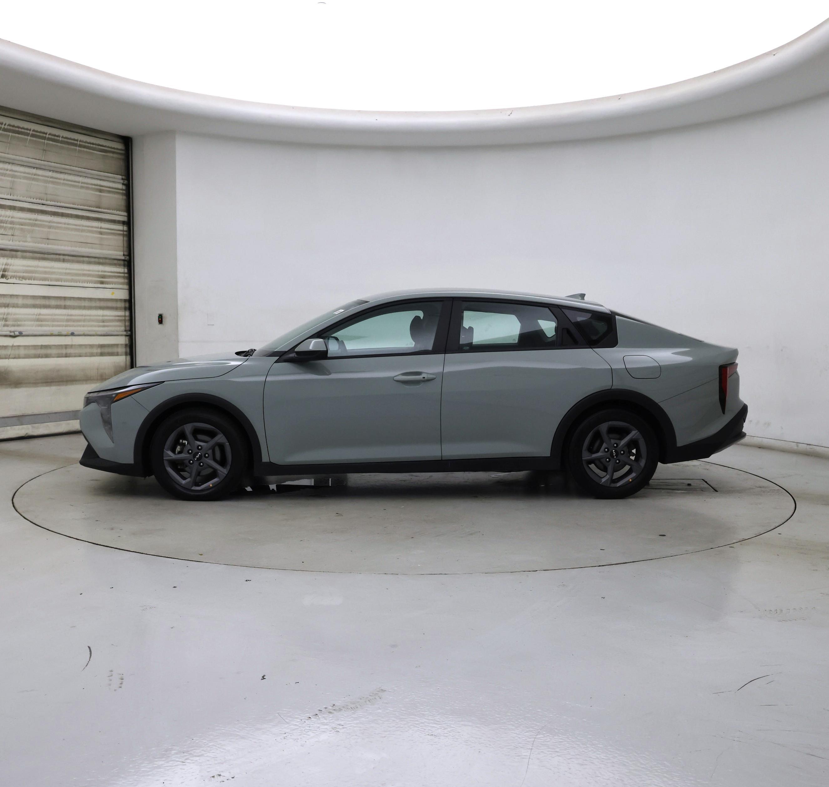 Thumbnail: 2025 Kia K4 - 3