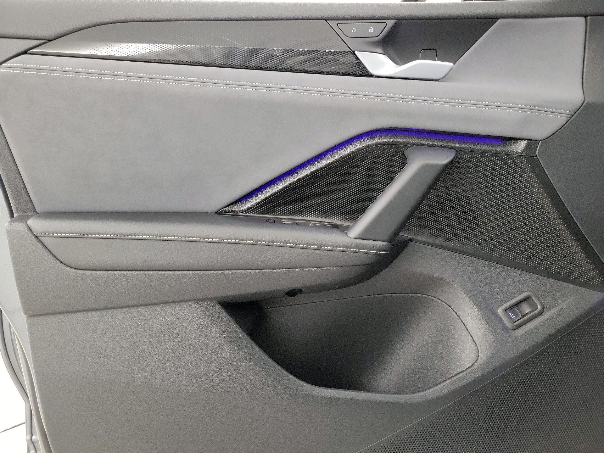 Thumbnail: 2026 Volkswagen Tiguan - 12