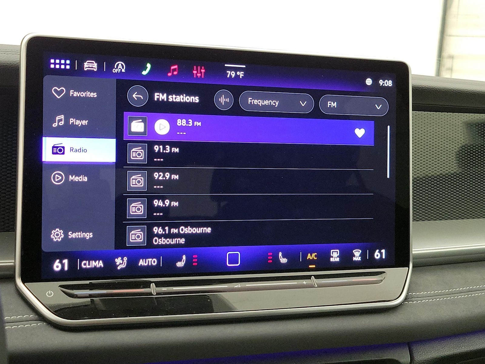 2026 Volkswagen Tiguan SE - Photo 16