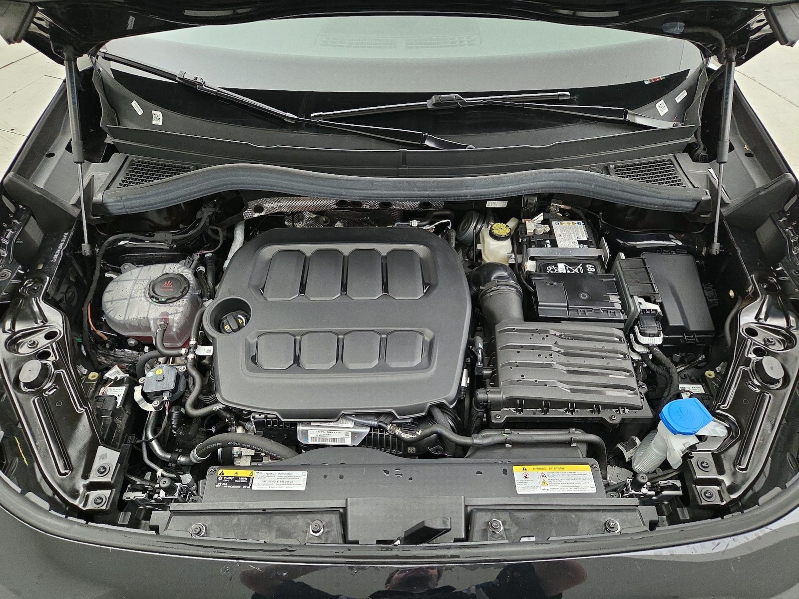 2026 Volkswagen Tiguan SE - Photo 22