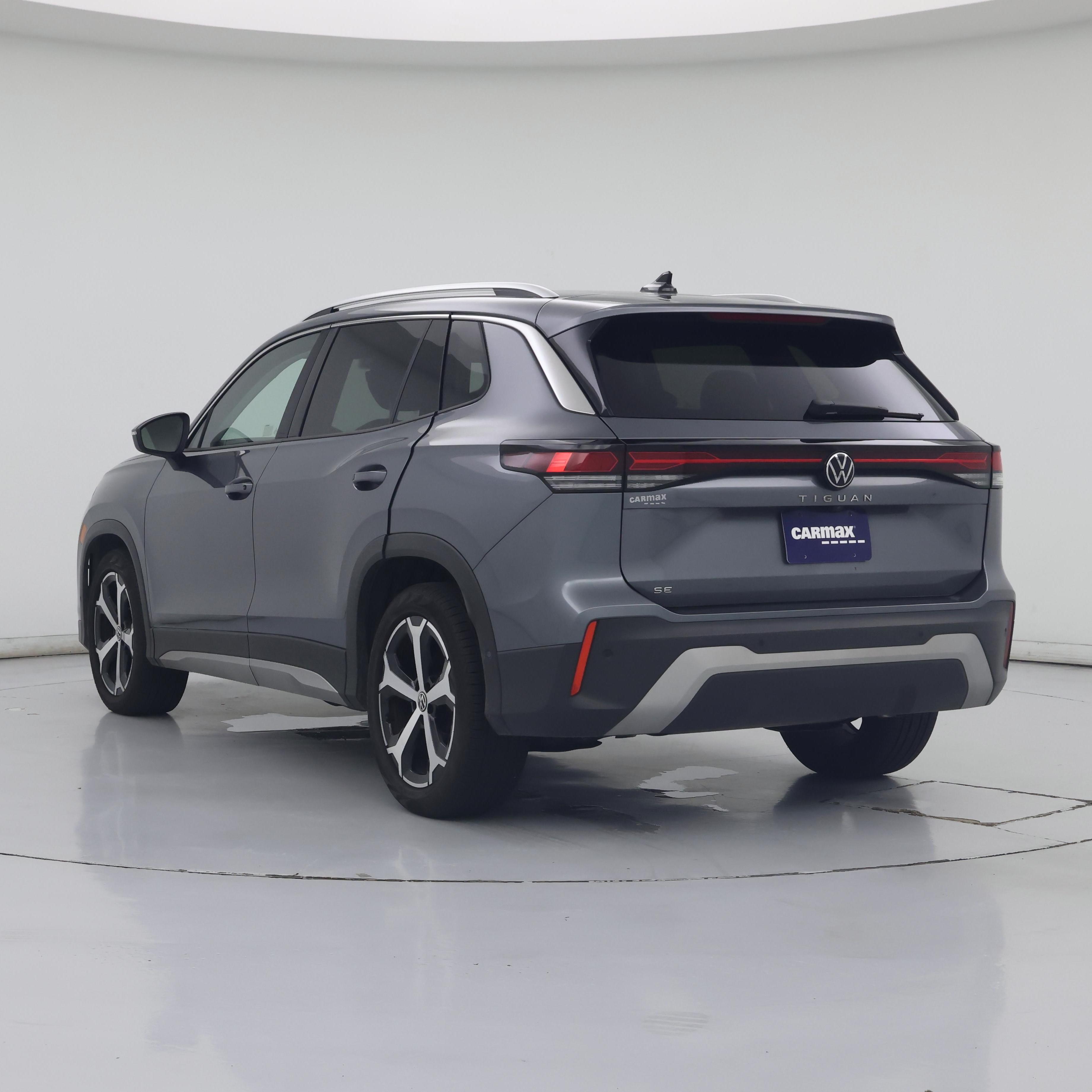 Thumbnail: 2026 Volkswagen Tiguan - 2