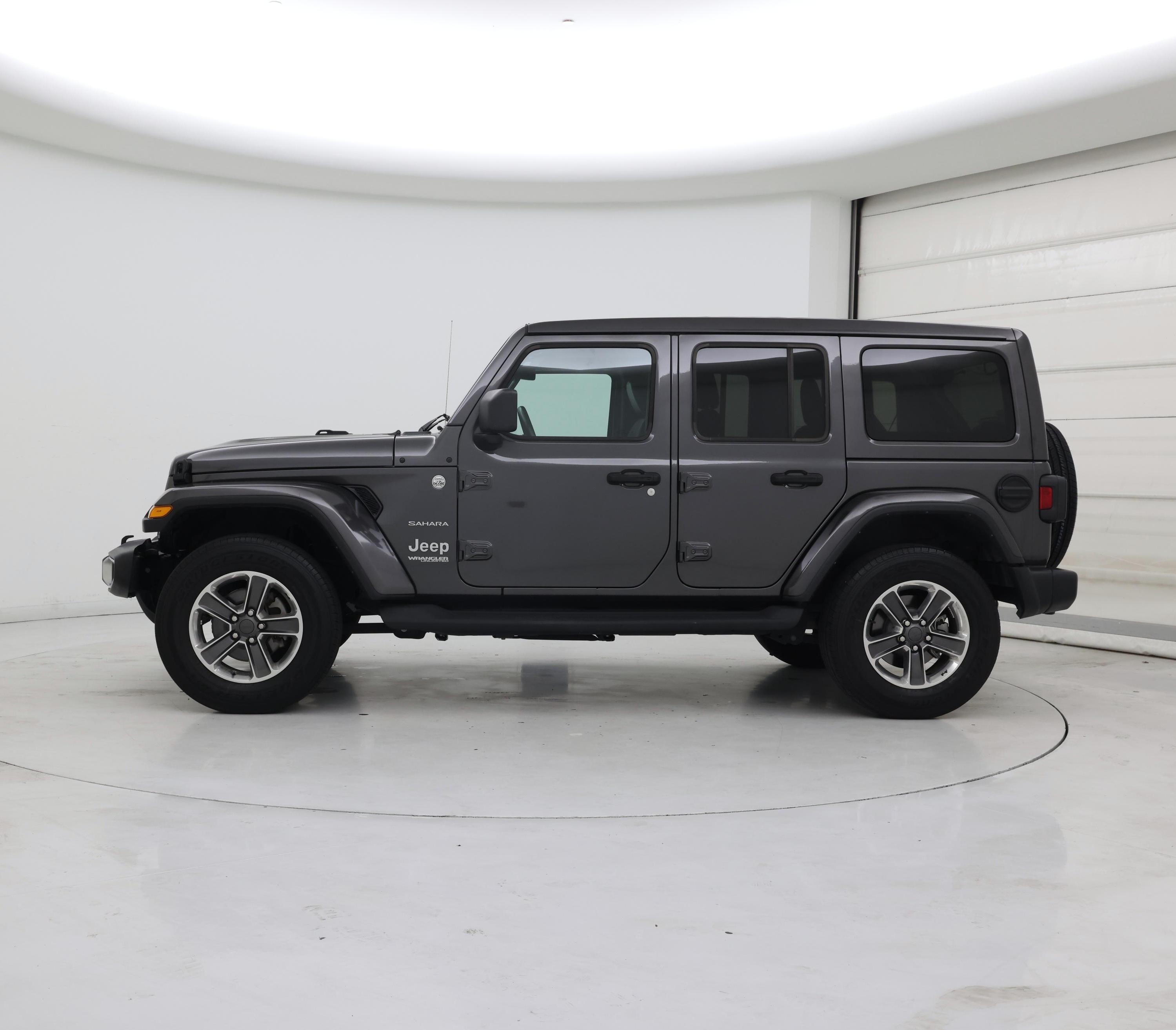 Thumbnail: 2022 Jeep Wrangler - 3