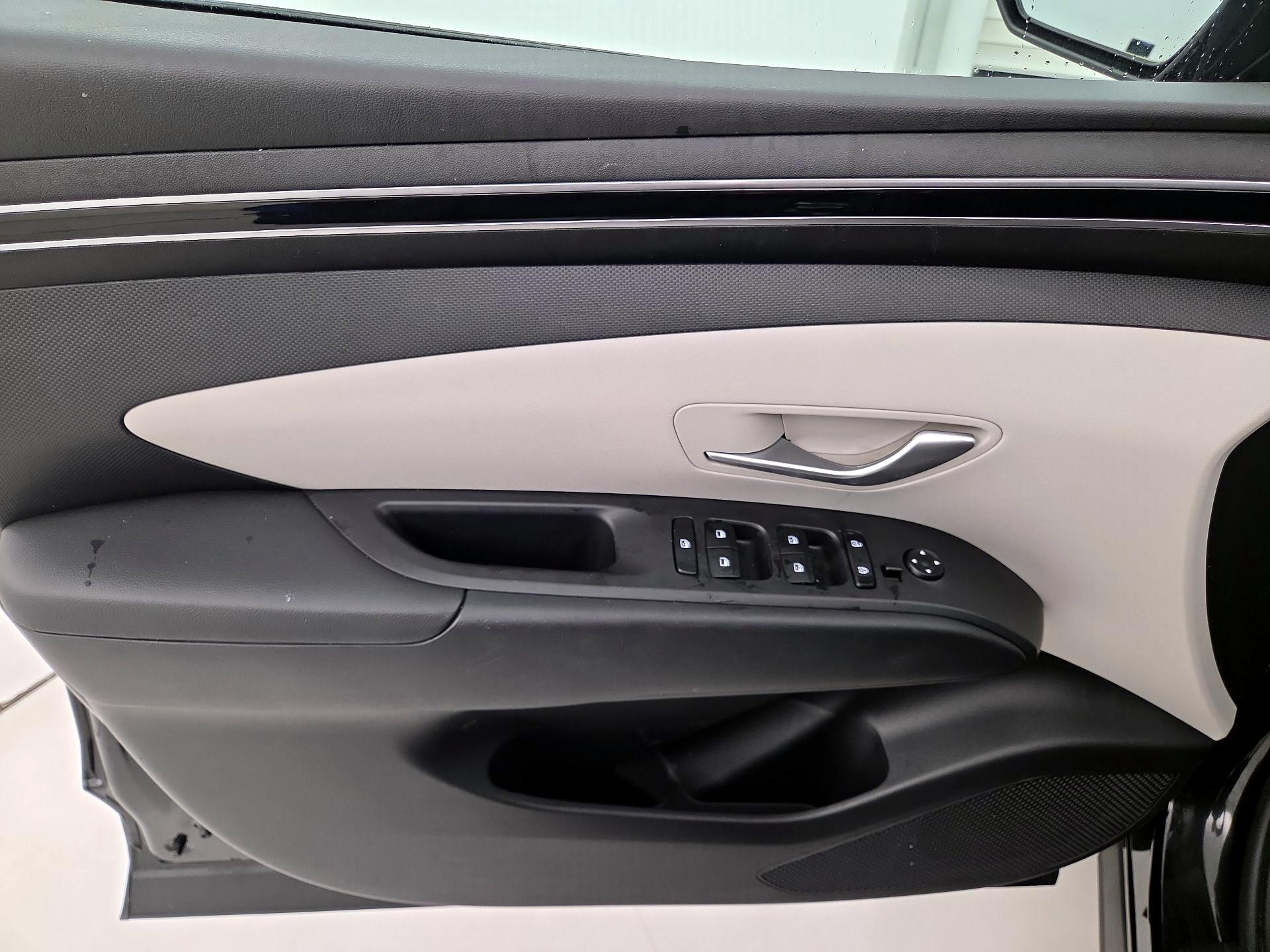 Thumbnail: 2022 Hyundai Tucson - 12