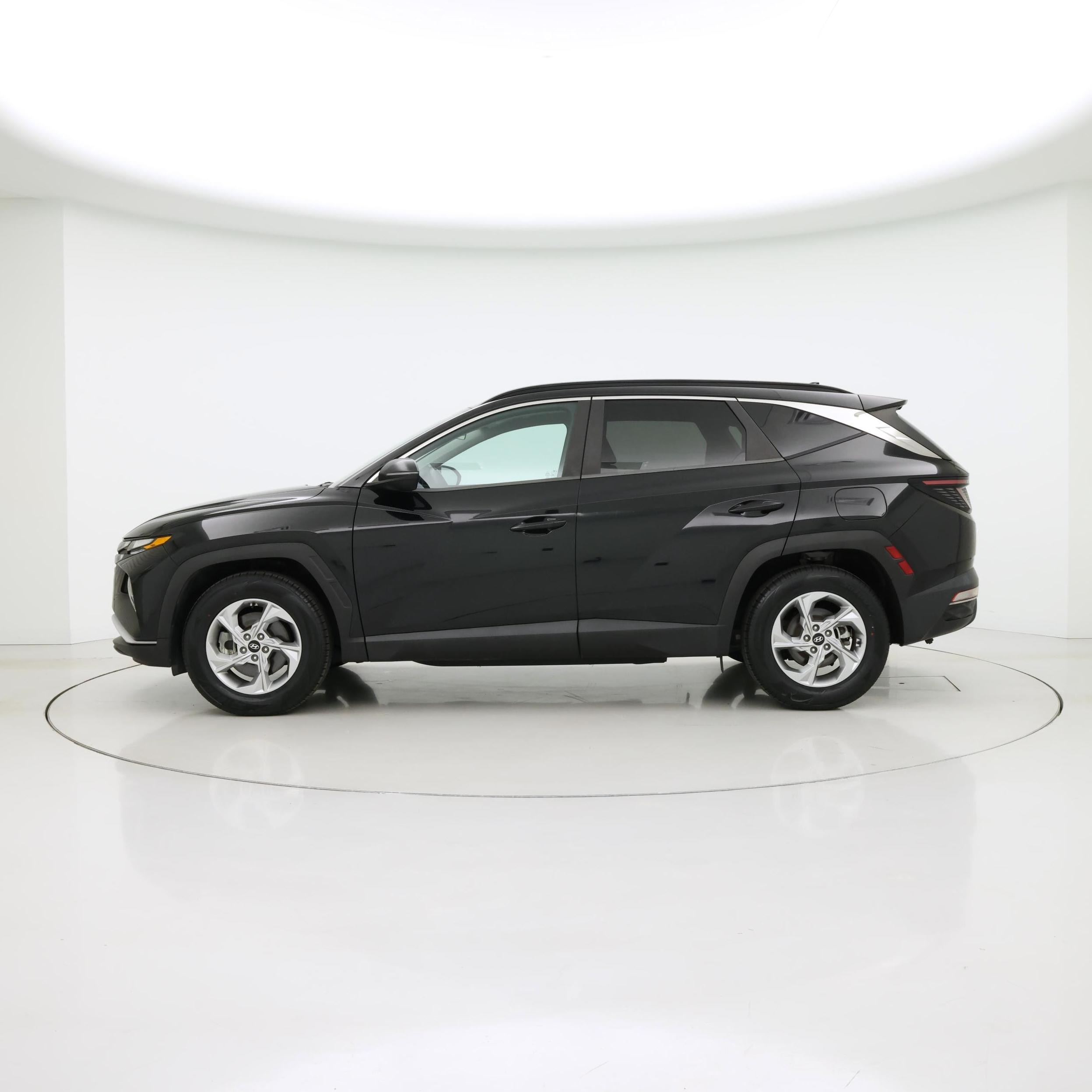 Thumbnail: 2022 Hyundai Tucson - 3