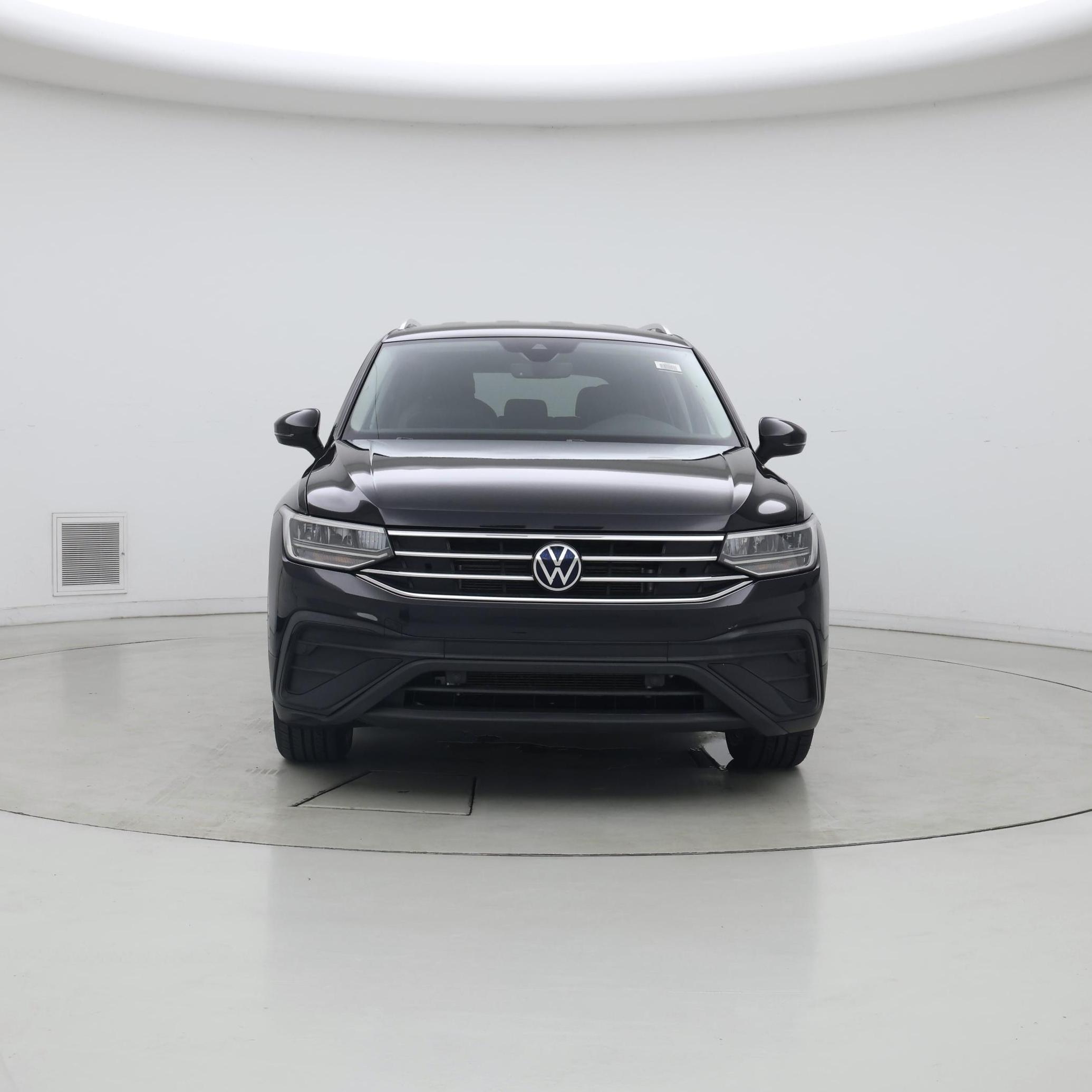Thumbnail: 2022 Volkswagen Tiguan - 5
