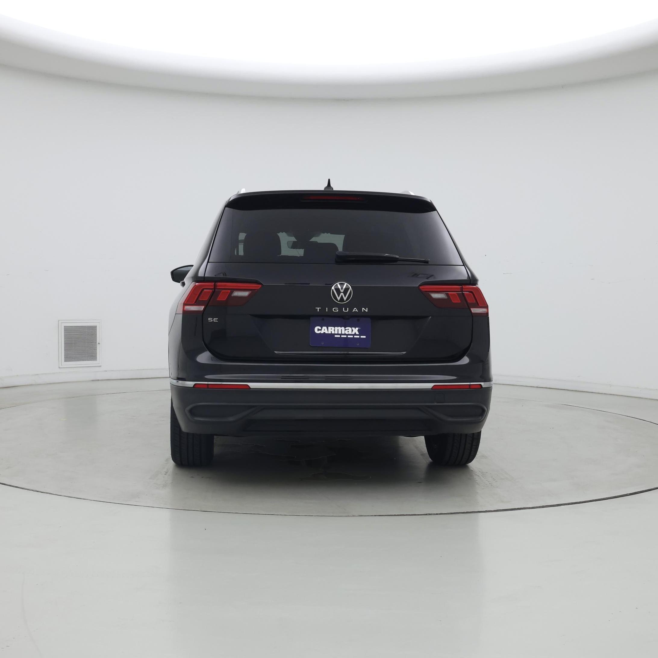 Thumbnail: 2022 Volkswagen Tiguan - 6