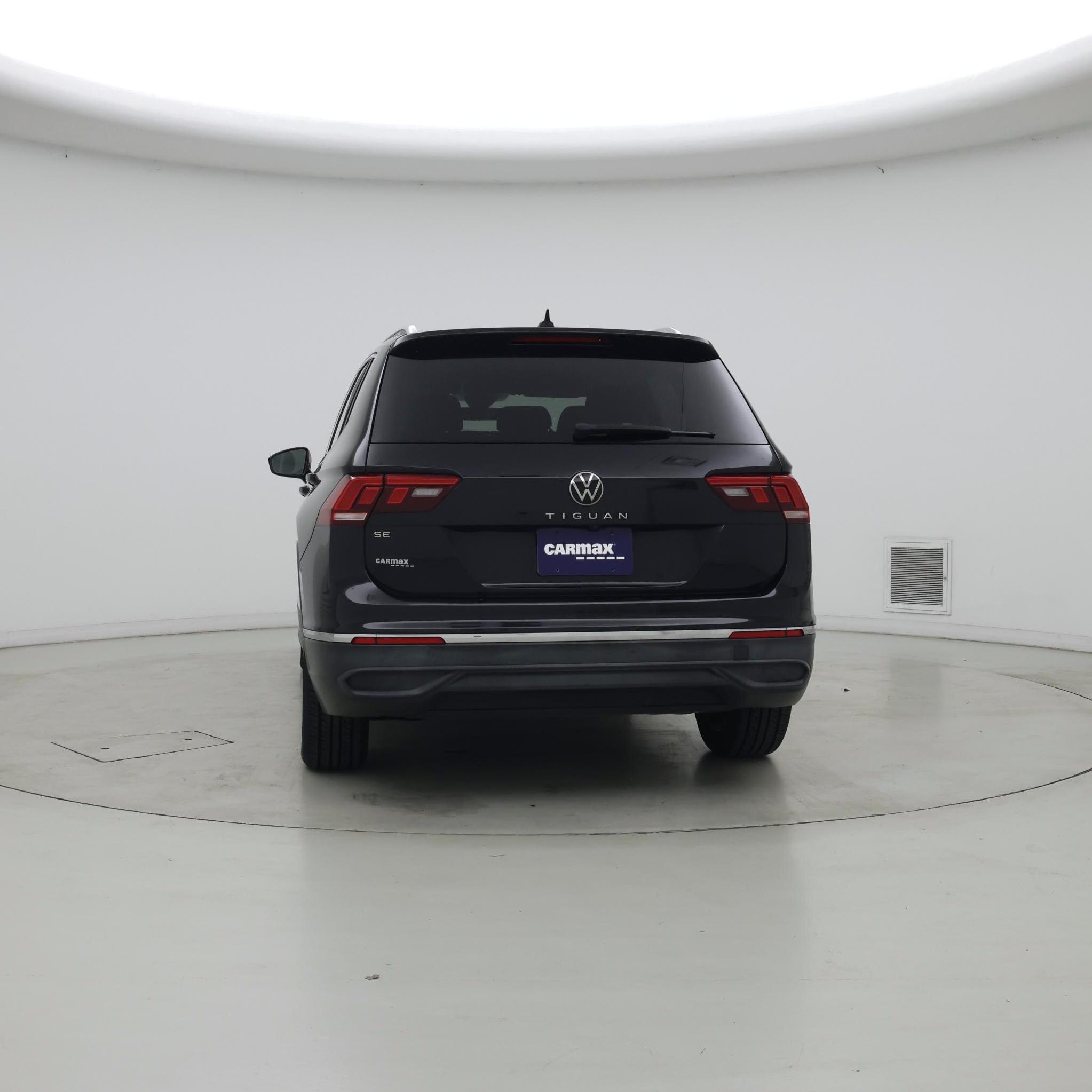 Thumbnail: 2022 Volkswagen Tiguan - 6