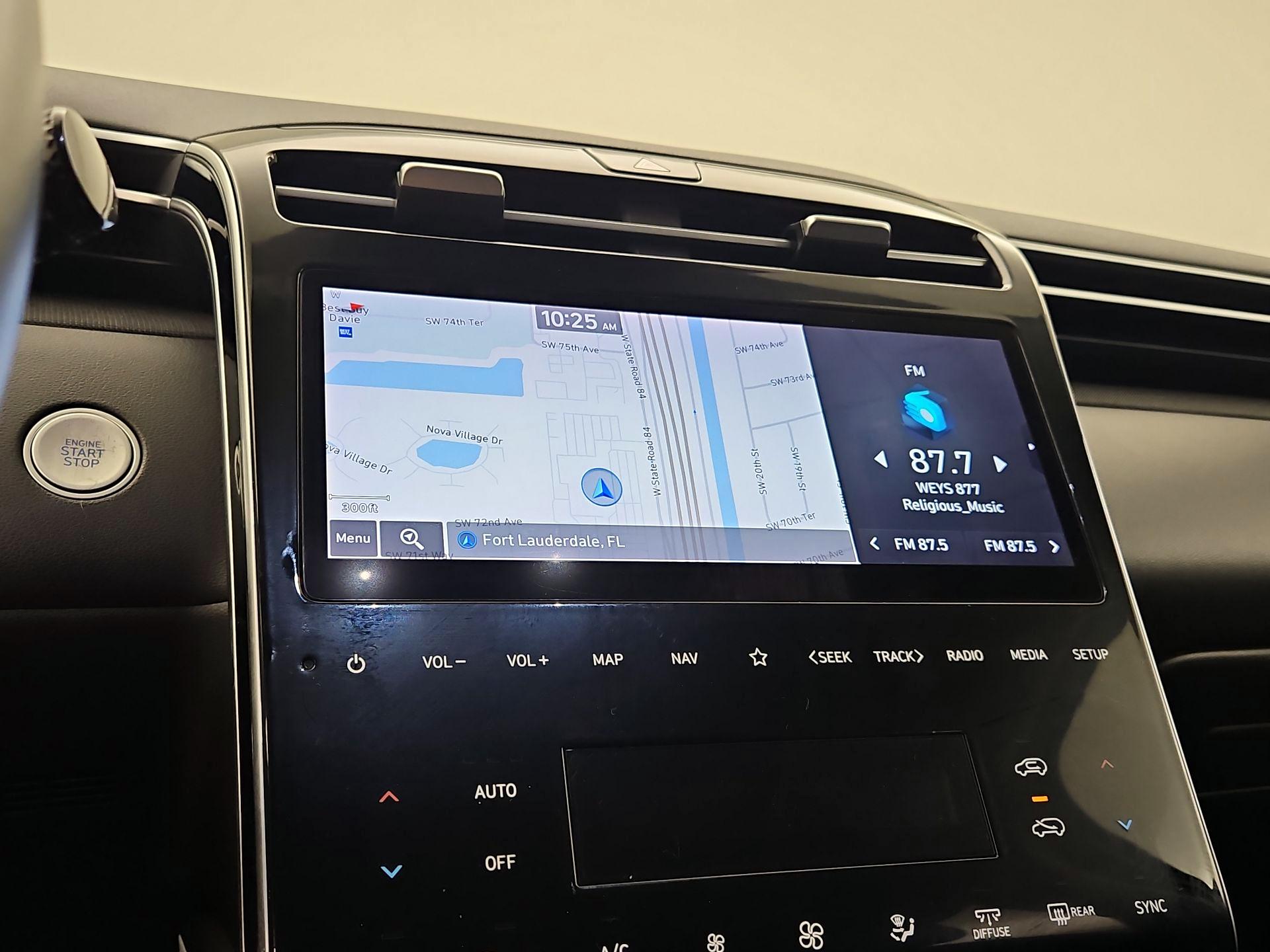 Thumbnail: 2022 Hyundai Tucson - 14