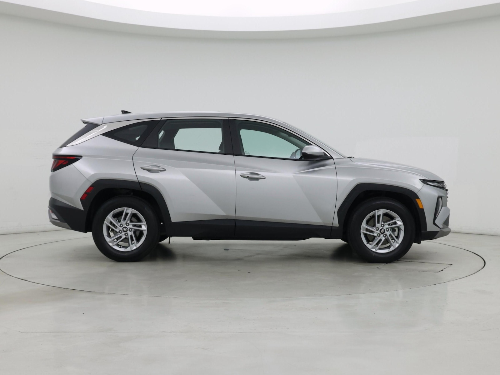 2026 Hyundai Tucson SE - Photo 8
