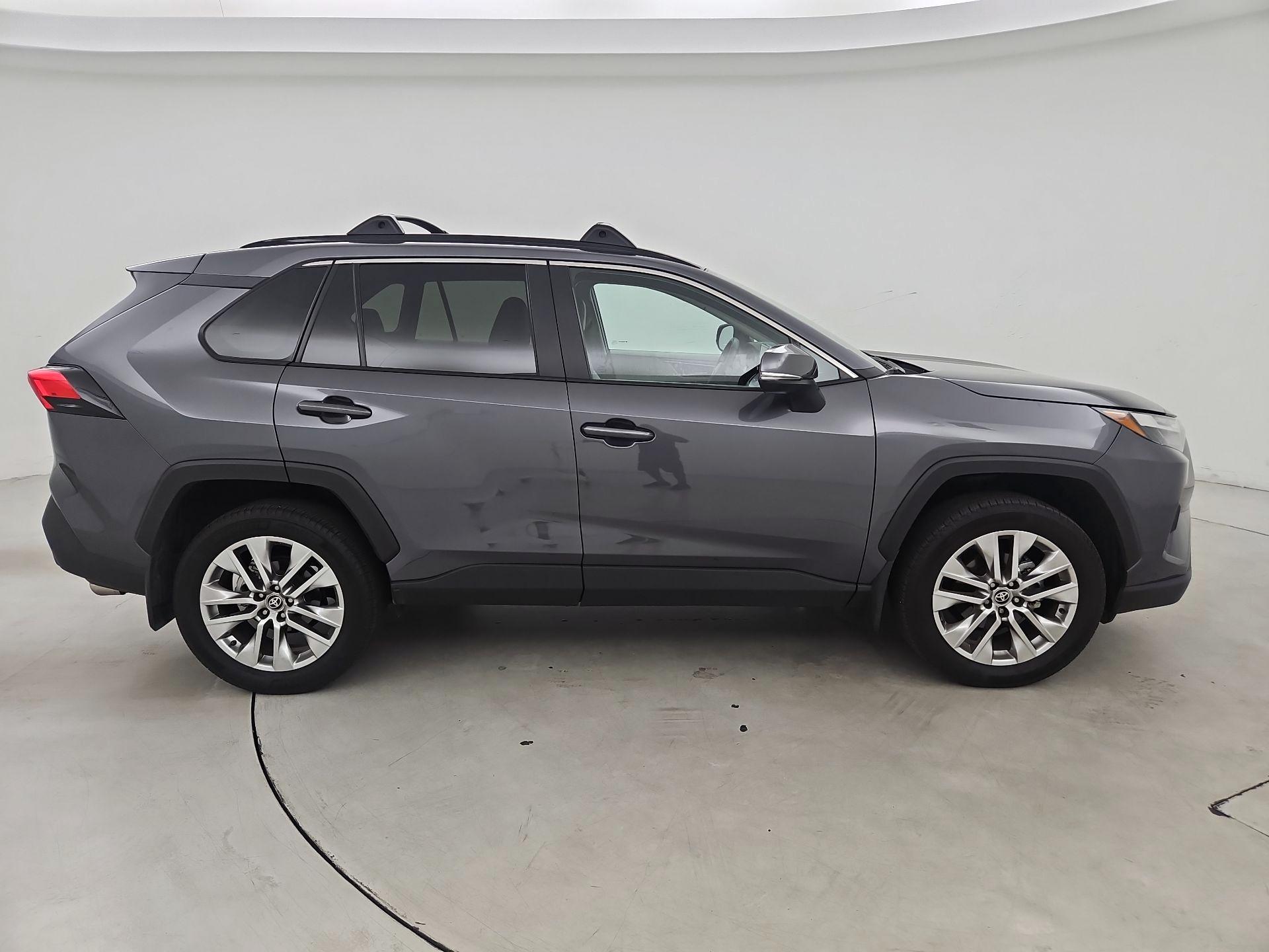Thumbnail: 2025 Toyota RAV4 - 4