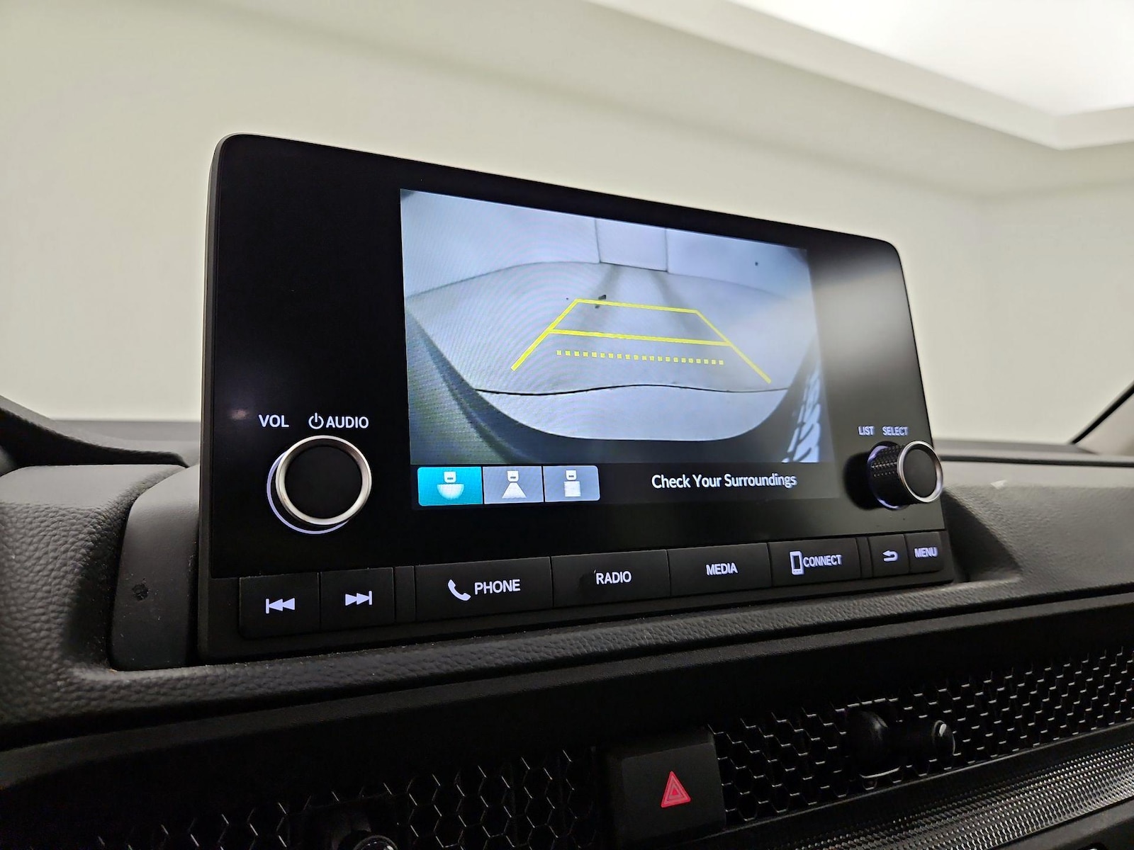 2025 Honda CR-V LX - Photo 15