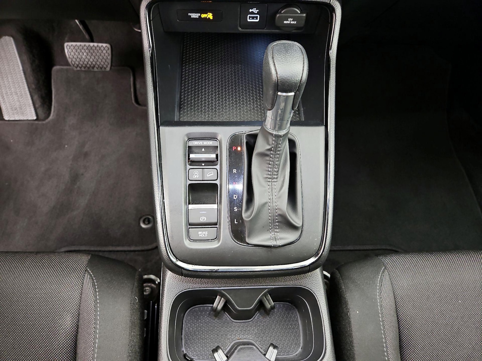 2025 Honda CR-V LX - Photo 18