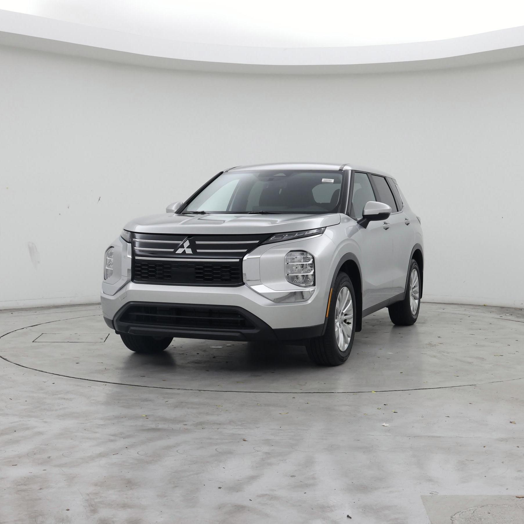 Thumbnail: 2025 Mitsubishi Outlander - 4