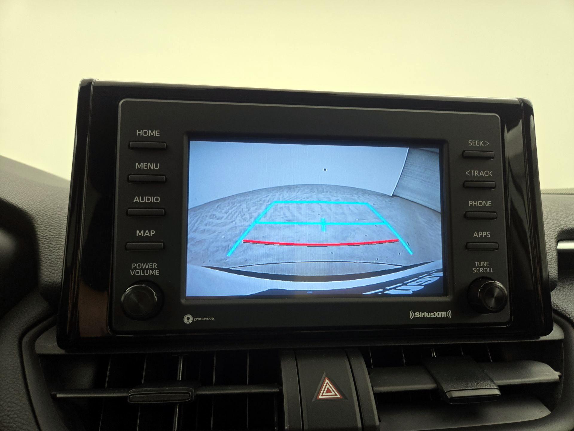 Thumbnail: 2021 Toyota RAV4 - 14