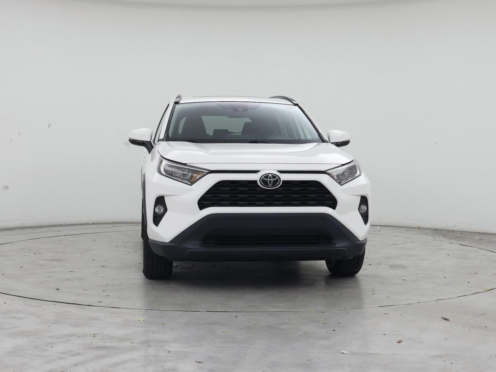 2021 Toyota RAV4 XLE - Photo 6