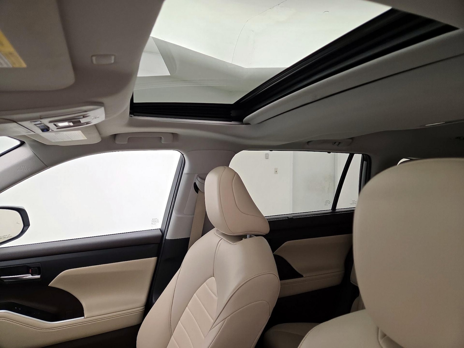 2022 Toyota Highlander XLE - Photo 20