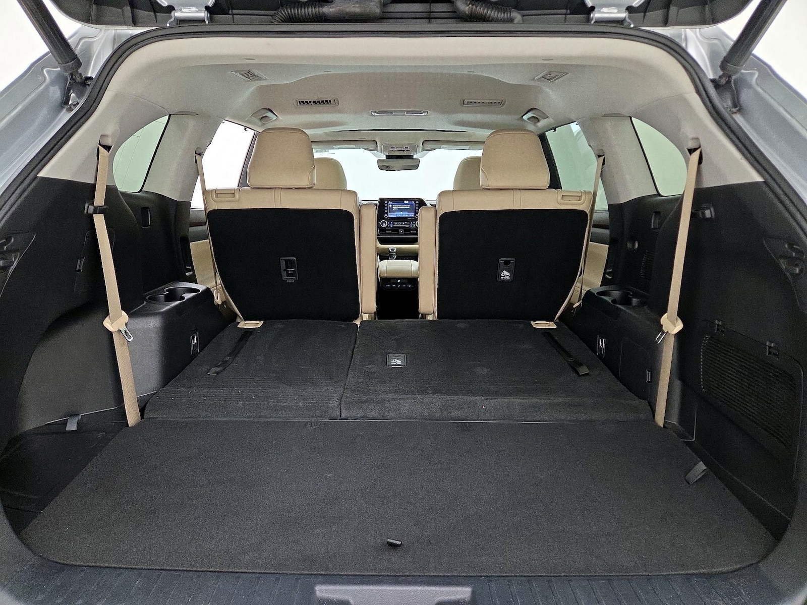 2022 Toyota Highlander XLE - Photo 24
