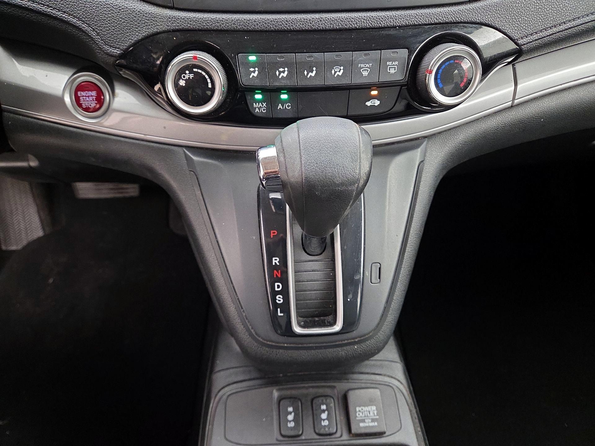 Thumbnail: 2015 Honda CR-V - 17