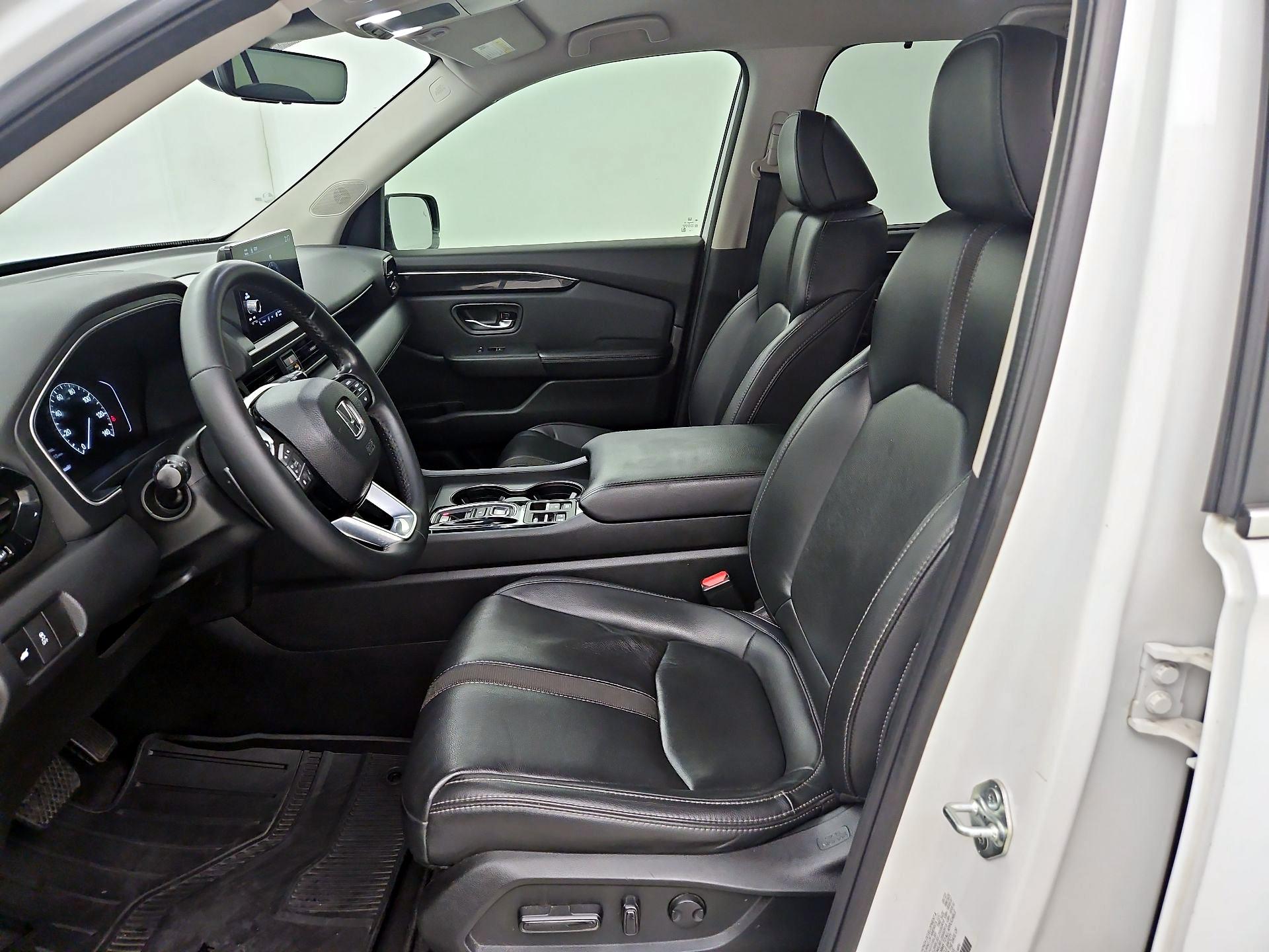 Thumbnail: 2023 Honda Pilot - 11