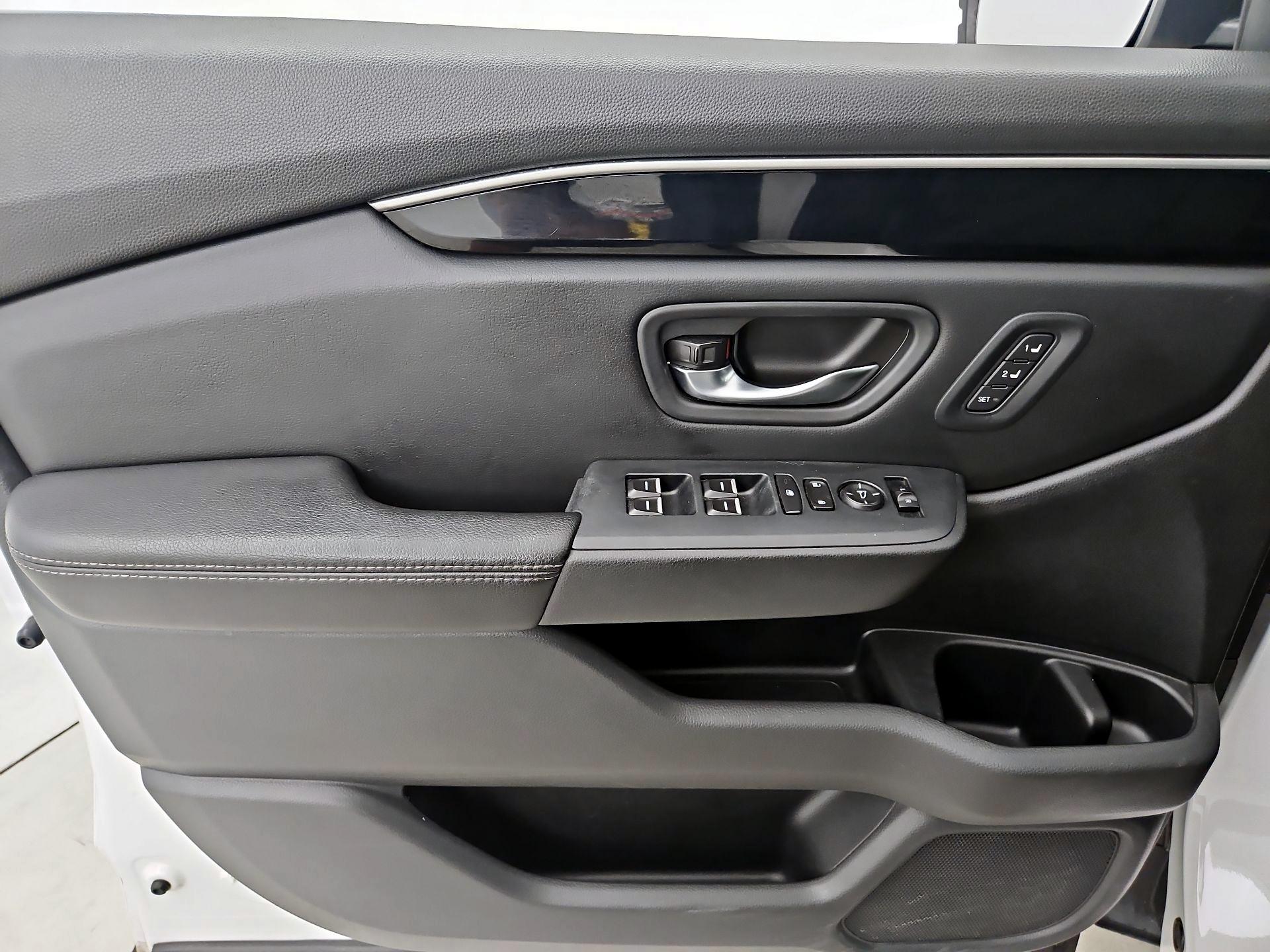 Thumbnail: 2023 Honda Pilot - 12