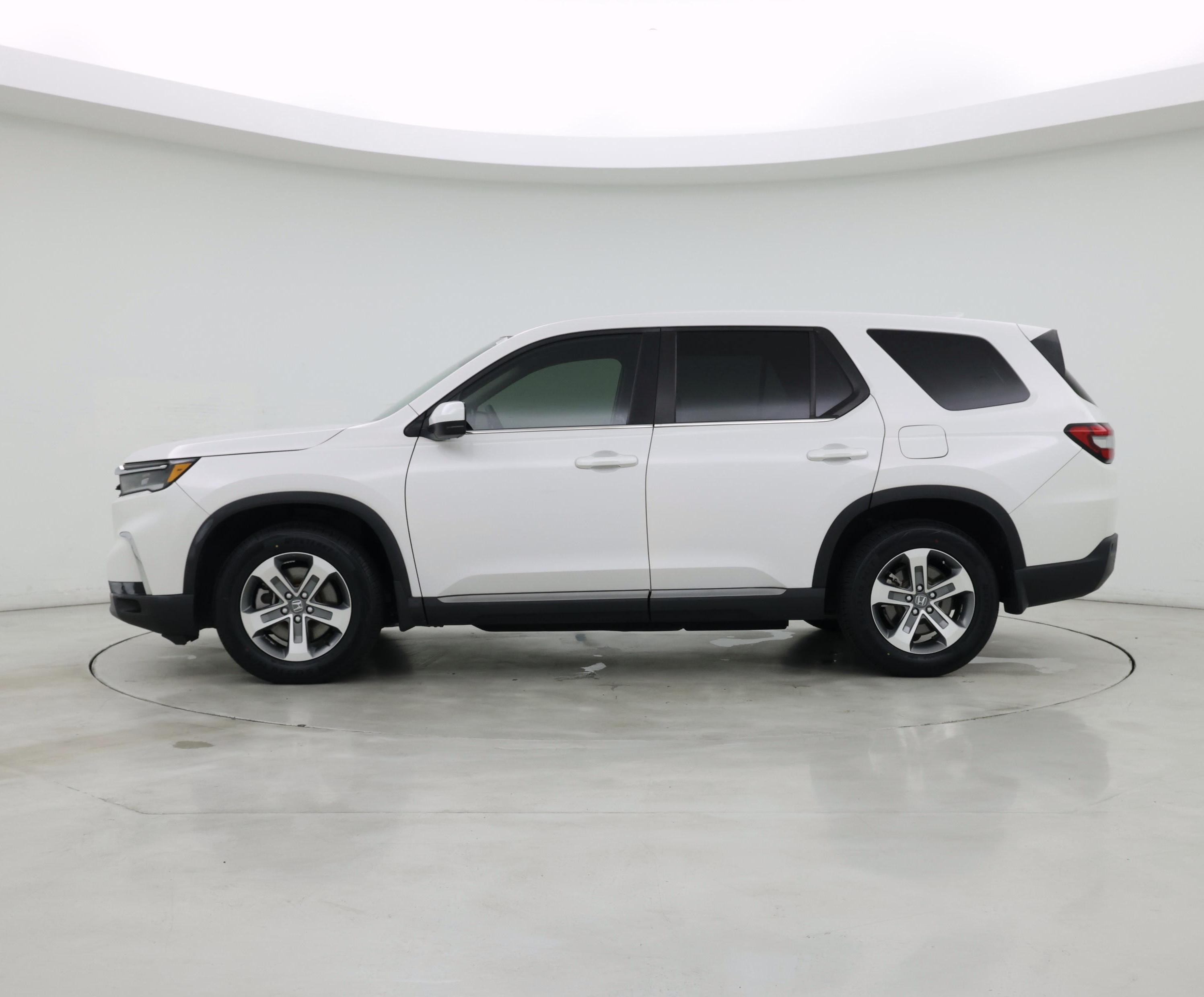 Thumbnail: 2023 Honda Pilot - 3