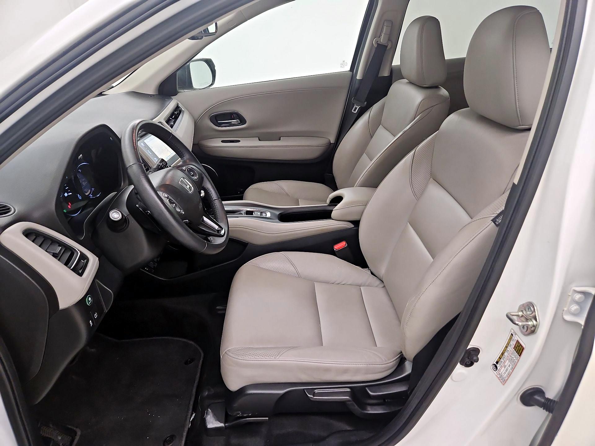 Thumbnail: 2017 Honda HR-V - 11