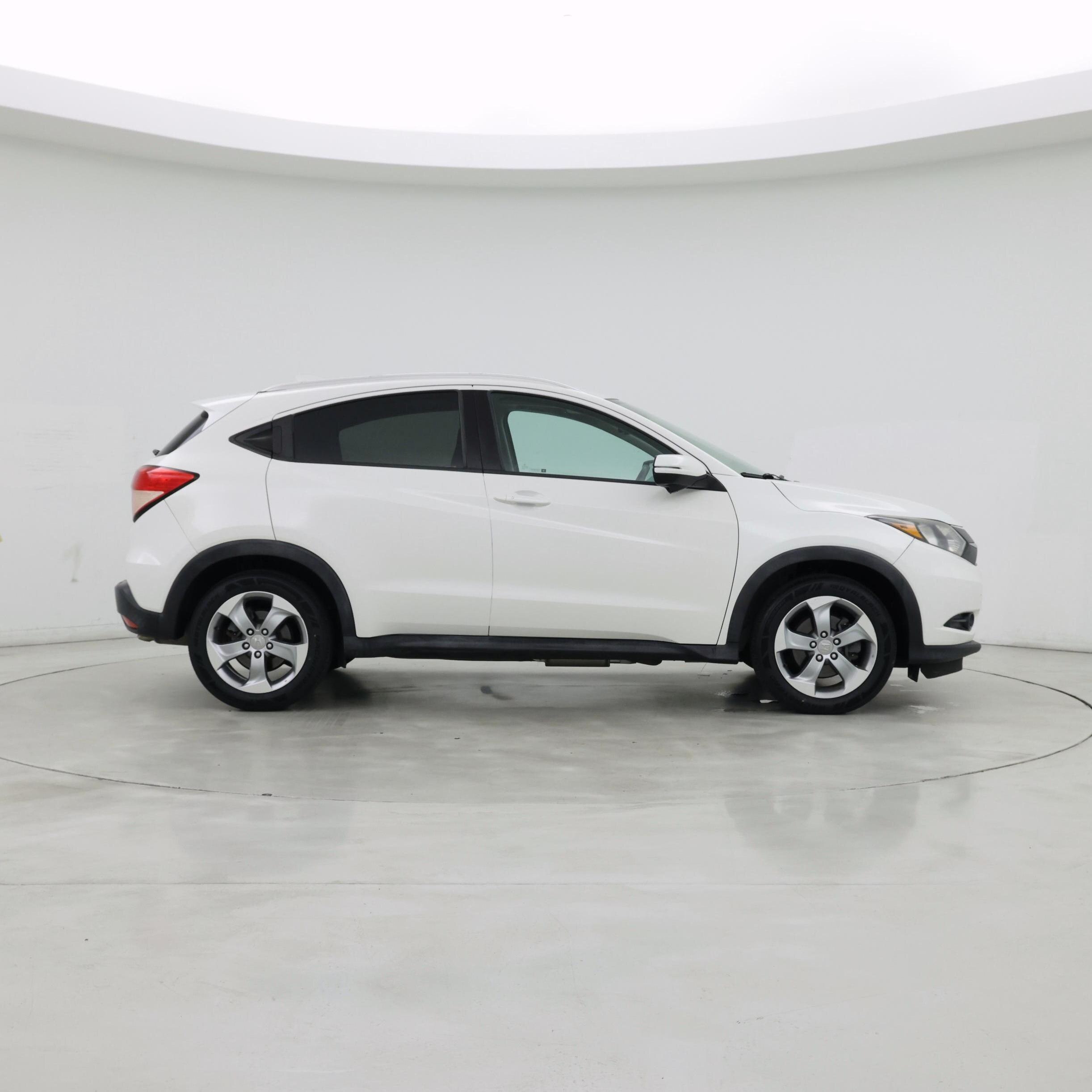 Thumbnail: 2017 Honda HR-V - 7