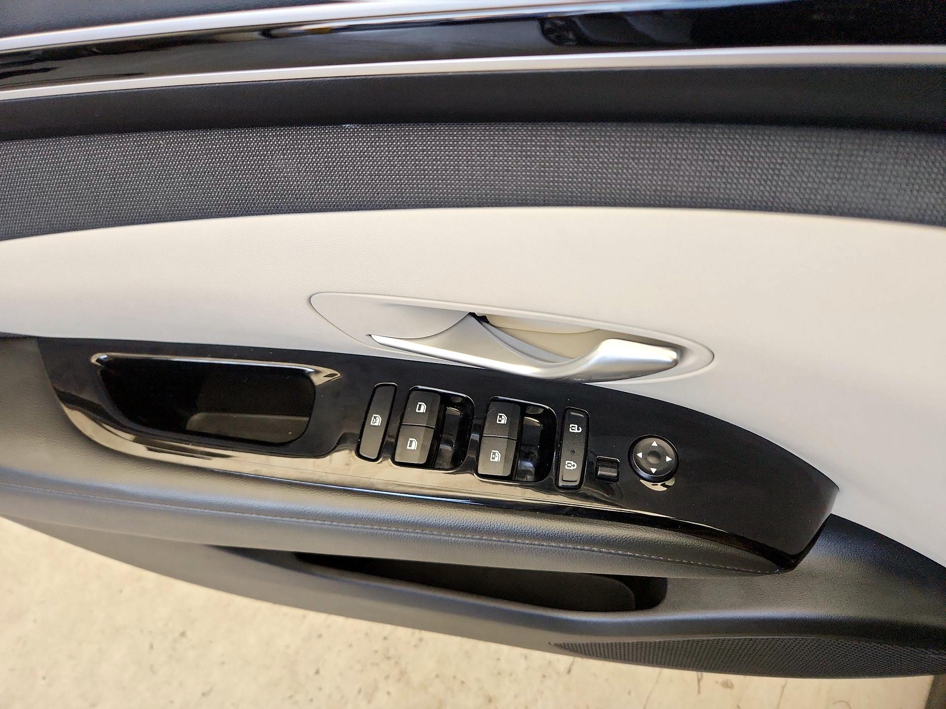 Thumbnail: 2022 Hyundai Tucson - 12
