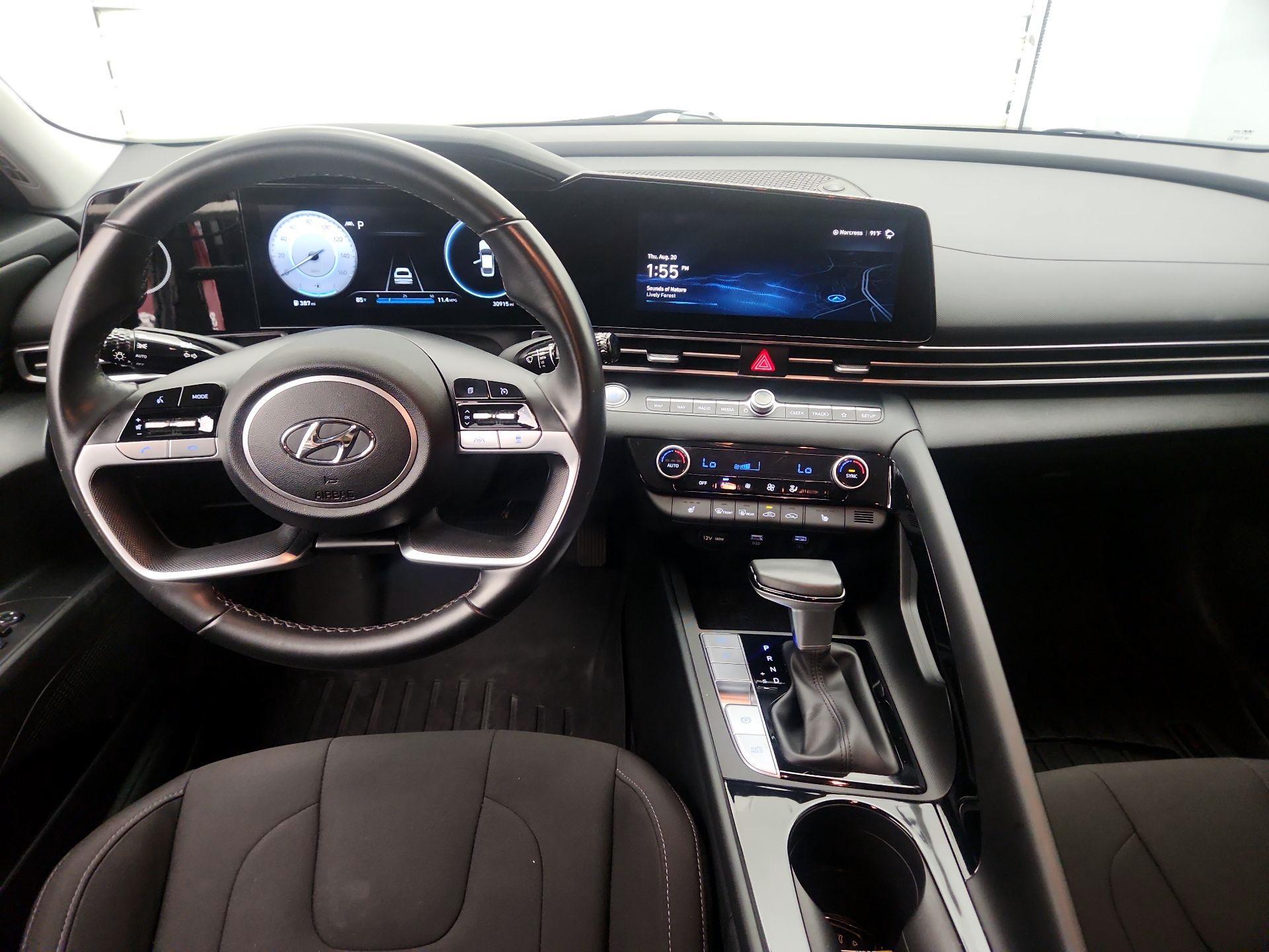 Thumbnail: 2023 Hyundai Elantra - 9