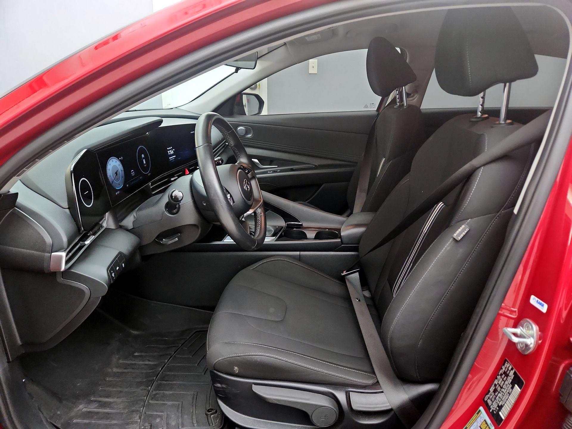Thumbnail: 2023 Hyundai Elantra - 11