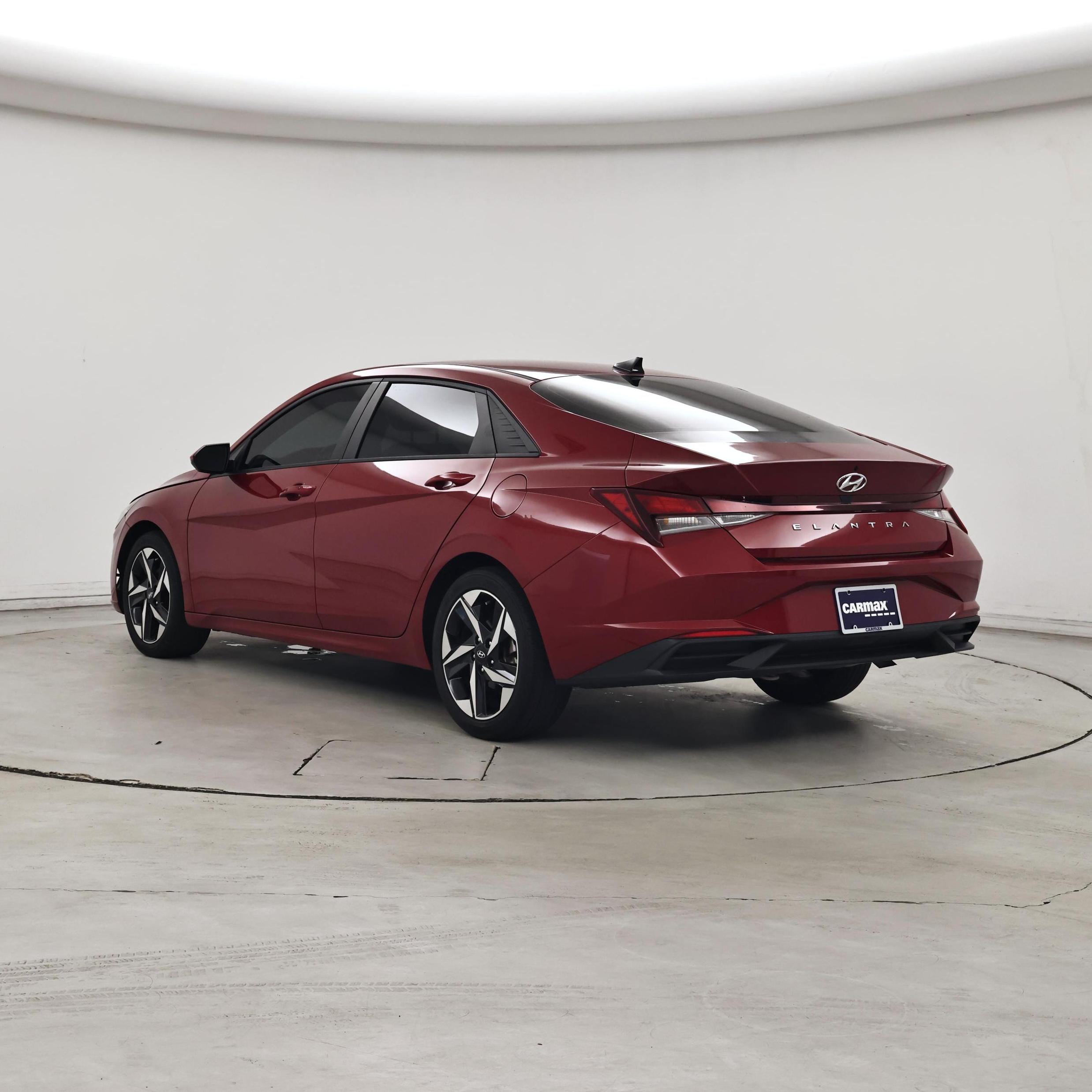 Thumbnail: 2023 Hyundai Elantra - 2