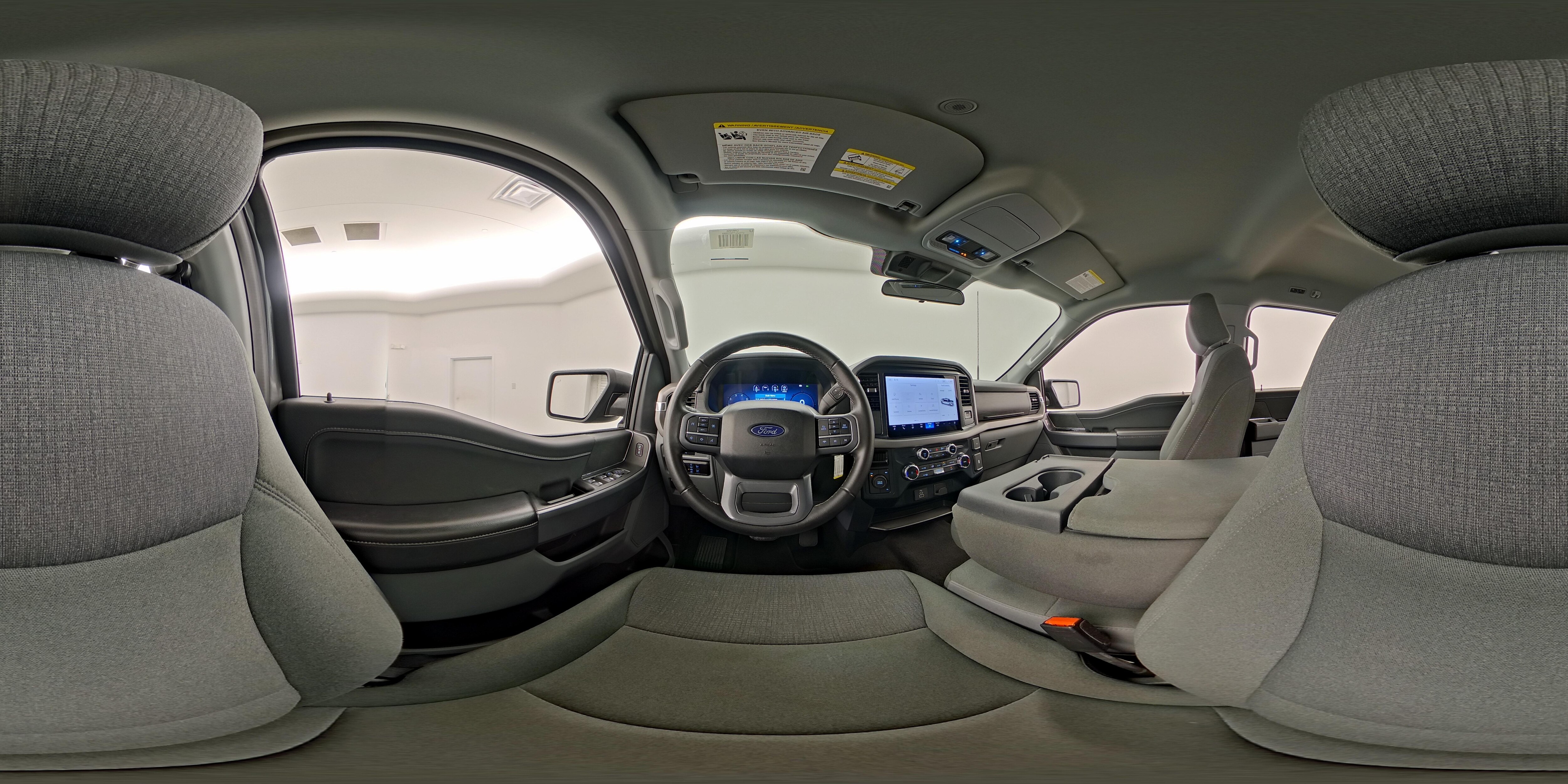 2025 Ford F-150 XLT - Photo 26